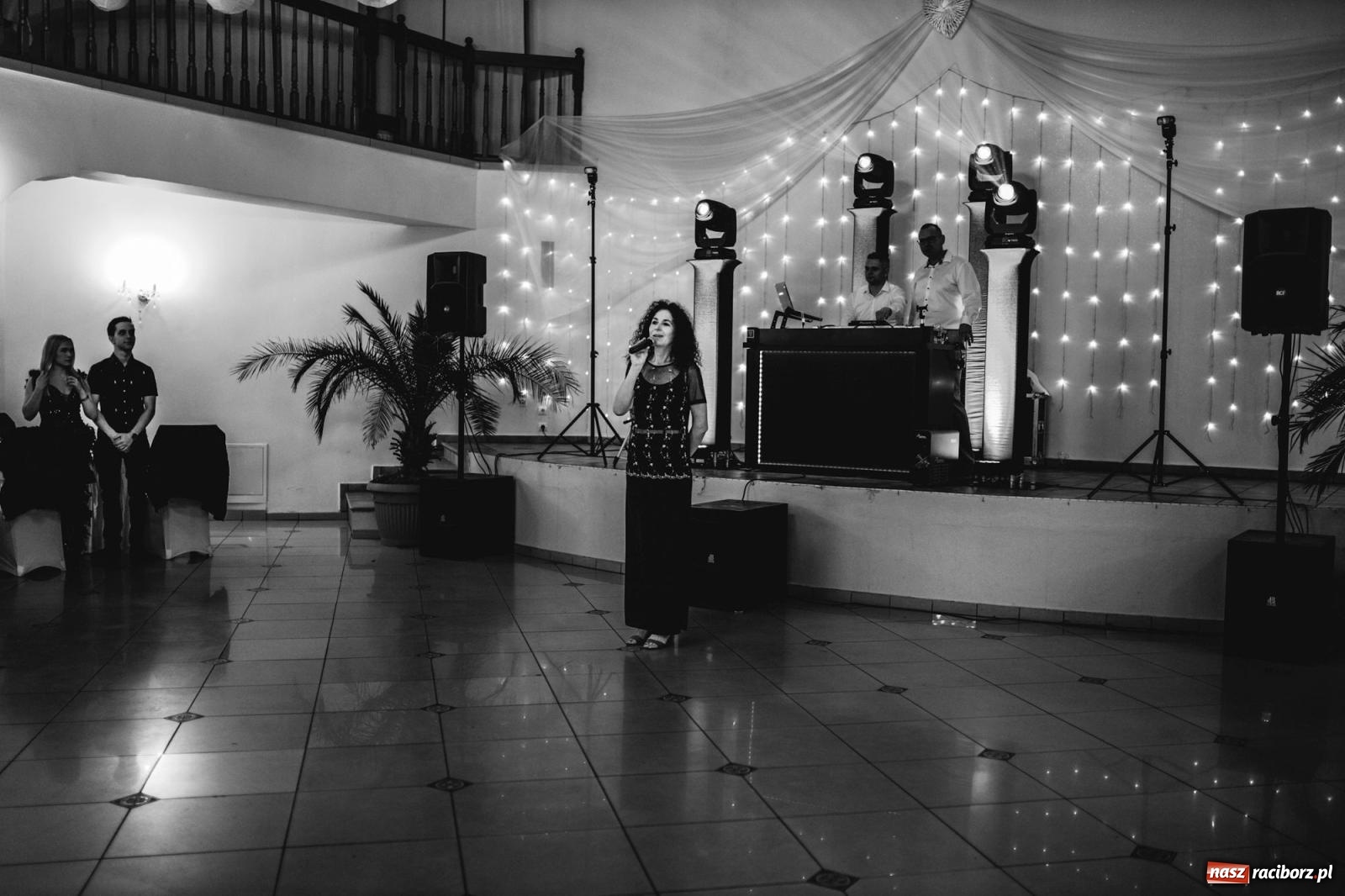 Zdjęcie w galerii na portalu naszraciborz.pl: Ah, cóż to był za bal! Studniówka Kasprowicza na bis! [FOTO] wiadomości z regionu