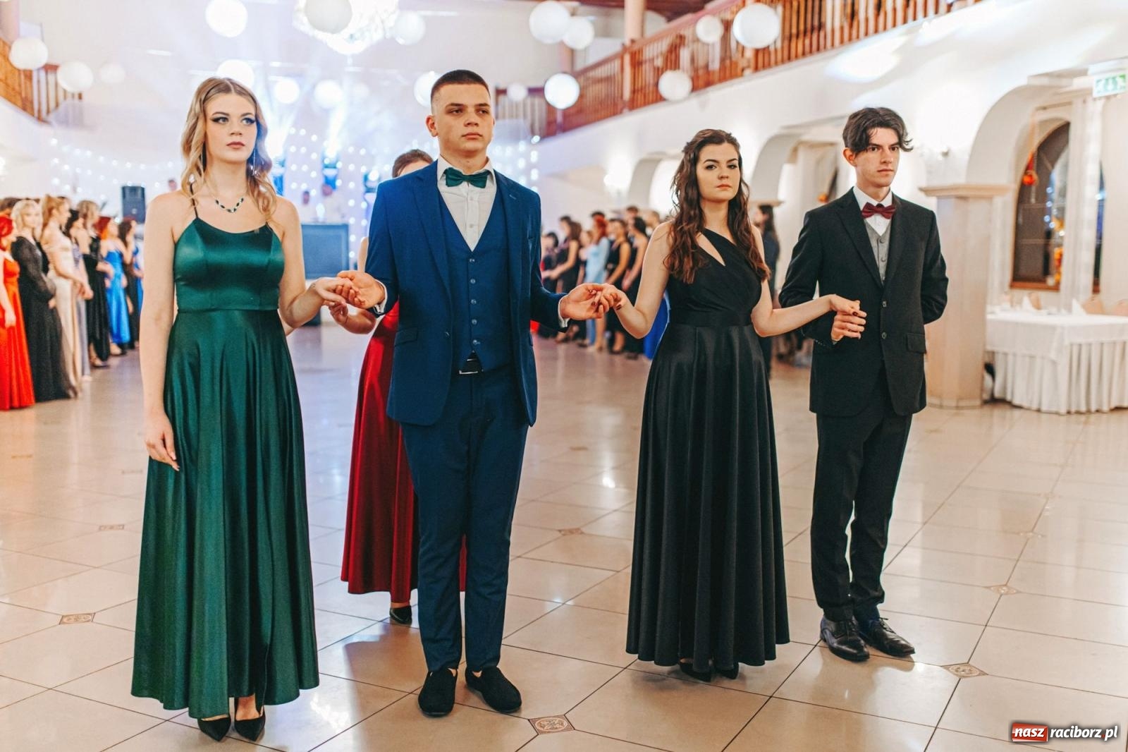 Zdjęcie w galerii na portalu naszraciborz.pl: Ah, cóż to był za bal! Studniówka Kasprowicza na bis! [FOTO] wiadomości z regionu