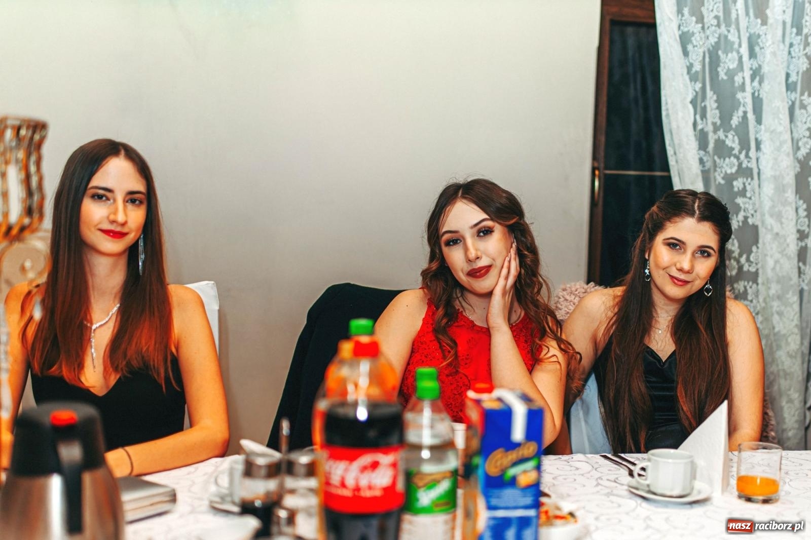 Zdjęcie w galerii na portalu naszraciborz.pl: Ah, cóż to był za bal! Studniówka Kasprowicza na bis! [FOTO] wiadomości z regionu