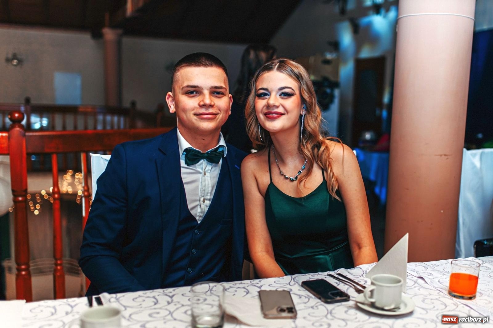 Zdjęcie w galerii na portalu naszraciborz.pl: Ah, cóż to był za bal! Studniówka Kasprowicza na bis! [FOTO] wiadomości z regionu