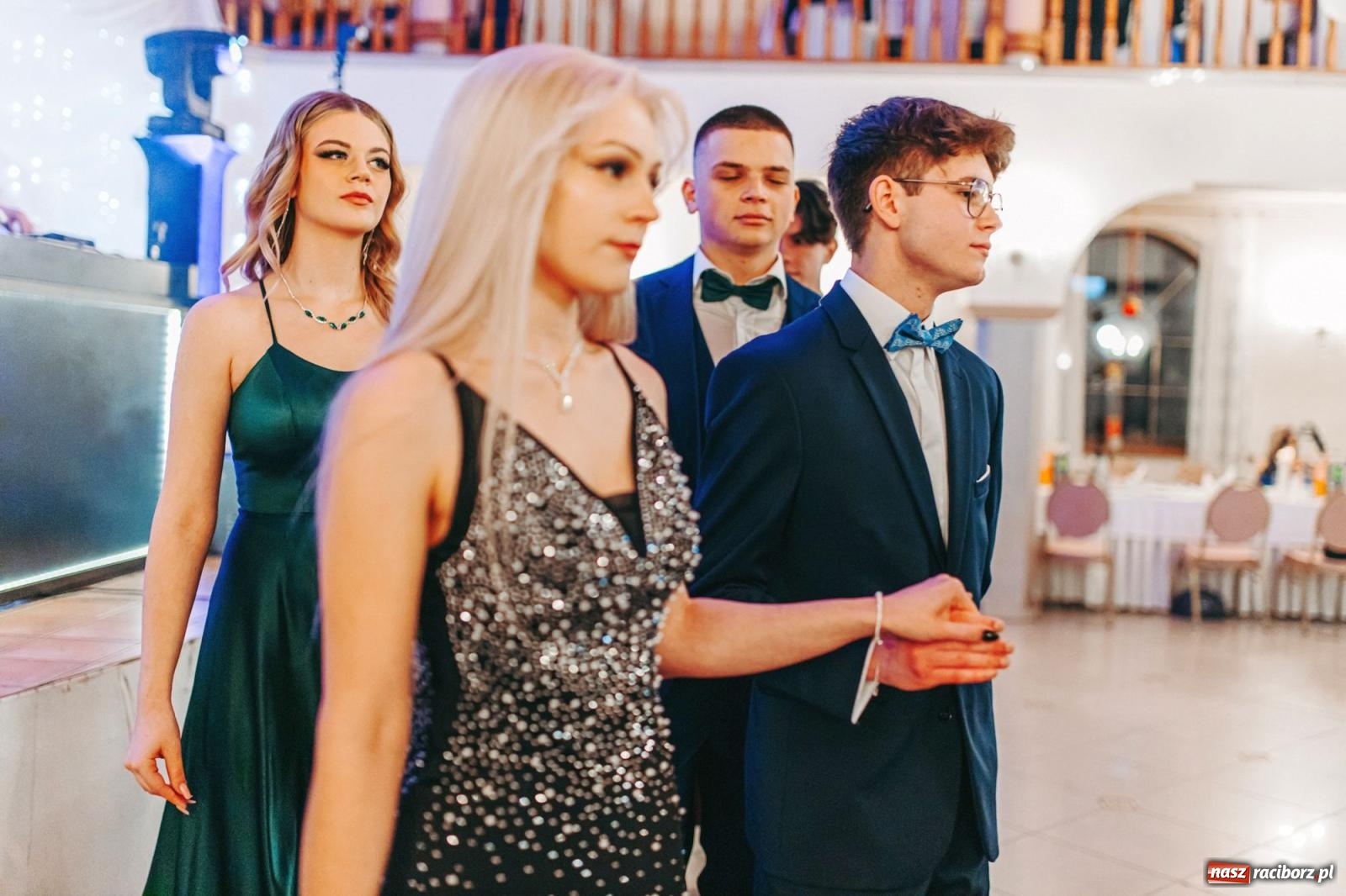 Zdjęcie w galerii na portalu naszraciborz.pl: Ah, cóż to był za bal! Studniówka Kasprowicza na bis! [FOTO] wiadomości z regionu