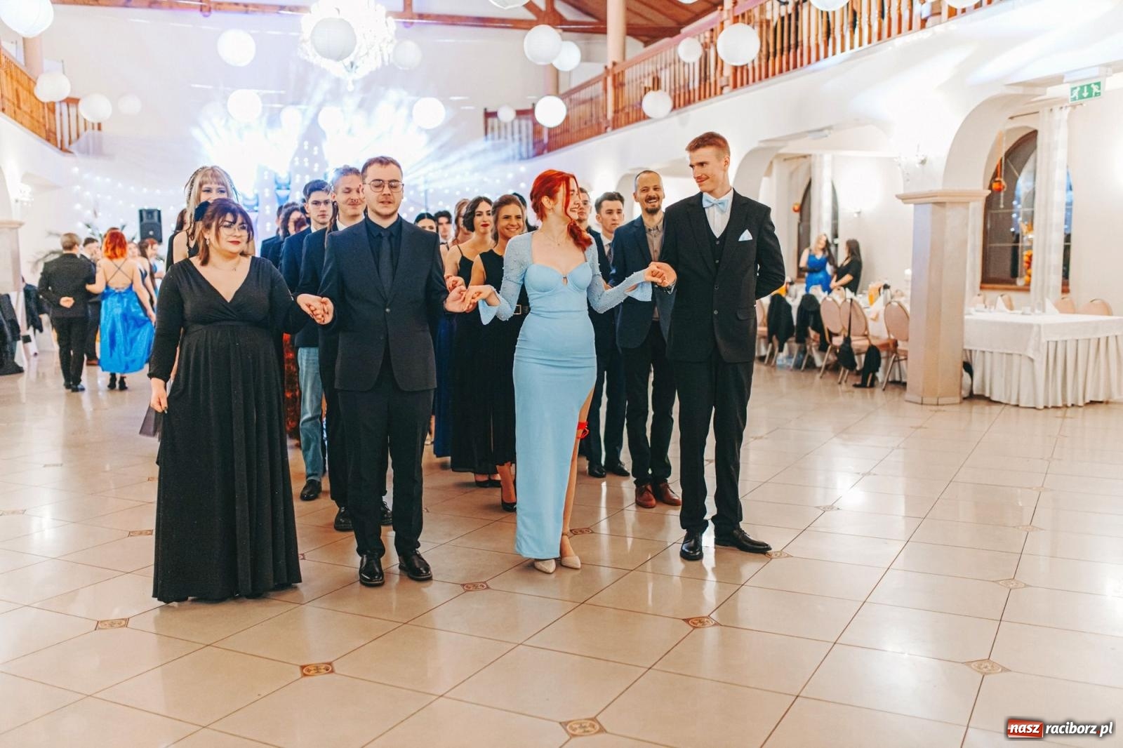 Zdjęcie w galerii na portalu naszraciborz.pl: Ah, cóż to był za bal! Studniówka Kasprowicza na bis! [FOTO] wiadomości z regionu