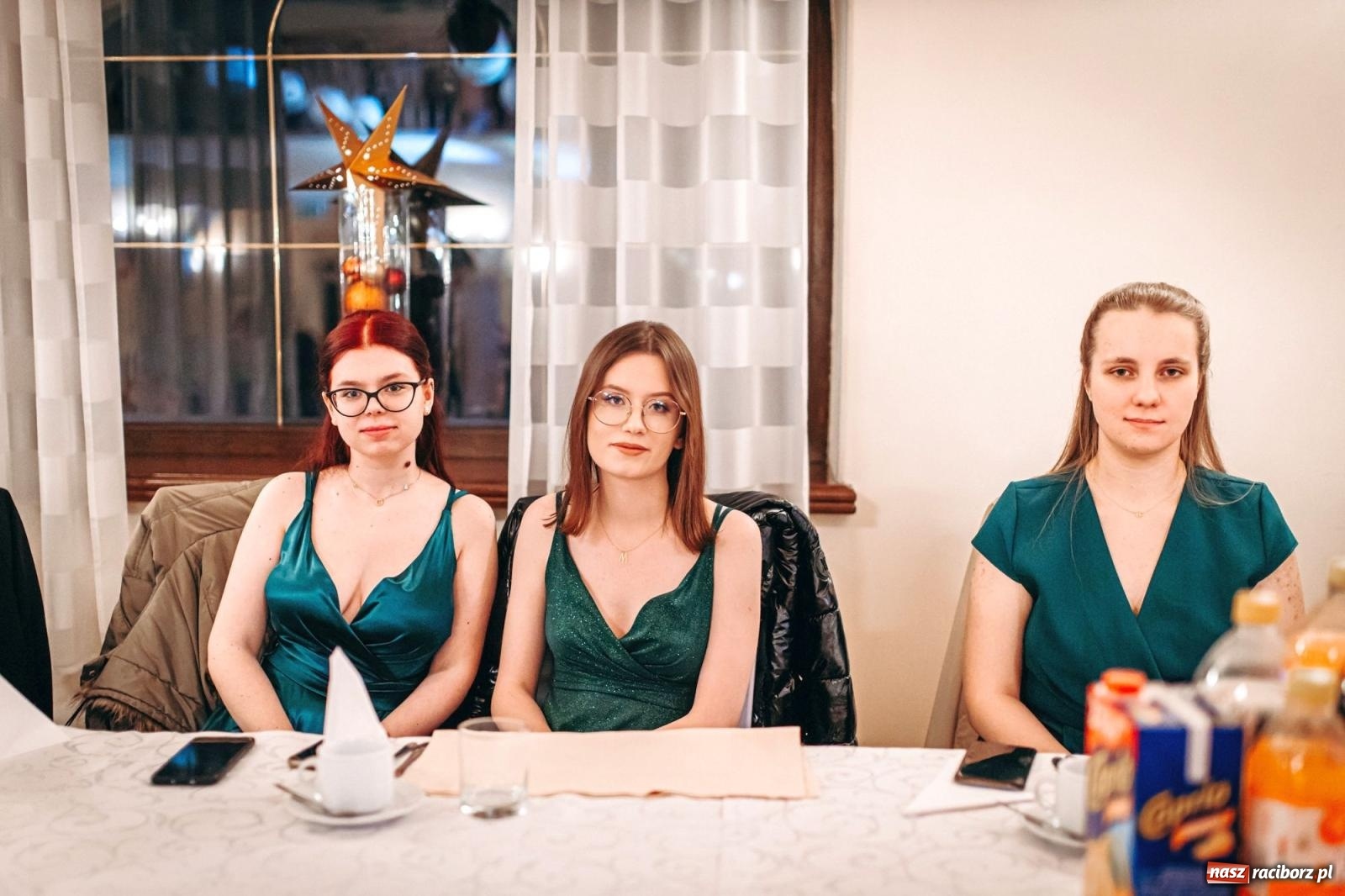 Zdjęcie w galerii na portalu naszraciborz.pl: Ah, cóż to był za bal! Studniówka Kasprowicza na bis! [FOTO] wiadomości z regionu