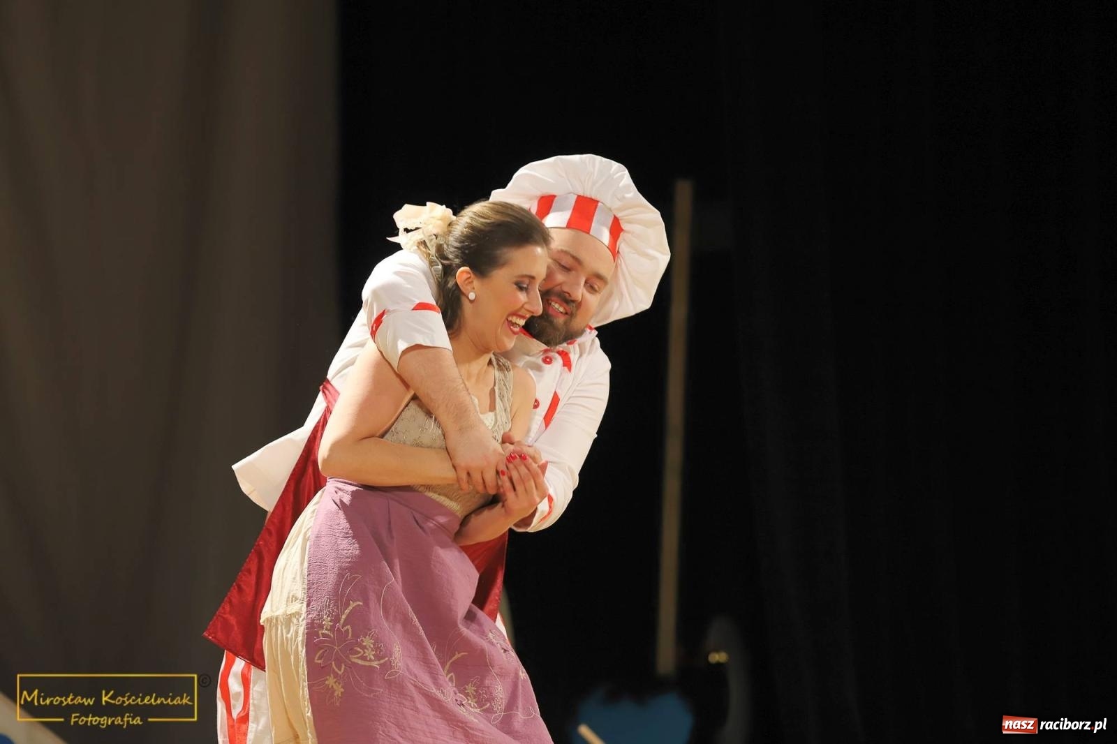 Zdjęcie w galerii na portalu naszraciborz.pl: Arte Creatura wystawiła w Raciborzu Noc w Wenecji [FOTO i WIDEO] wiadomości z regionu