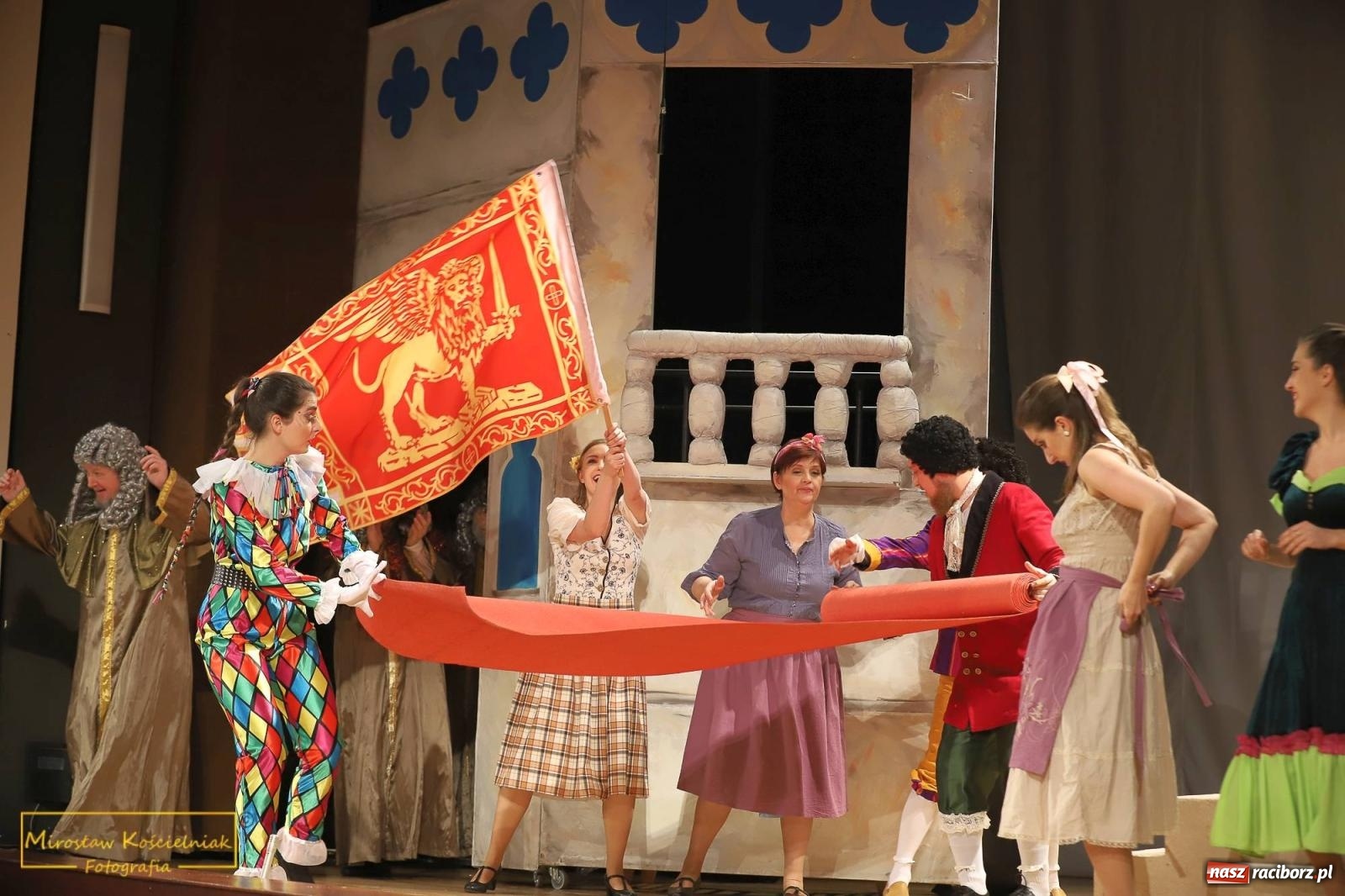 Zdjęcie w galerii na portalu naszraciborz.pl: Arte Creatura wystawiła w Raciborzu Noc w Wenecji [FOTO i WIDEO] wiadomości z regionu