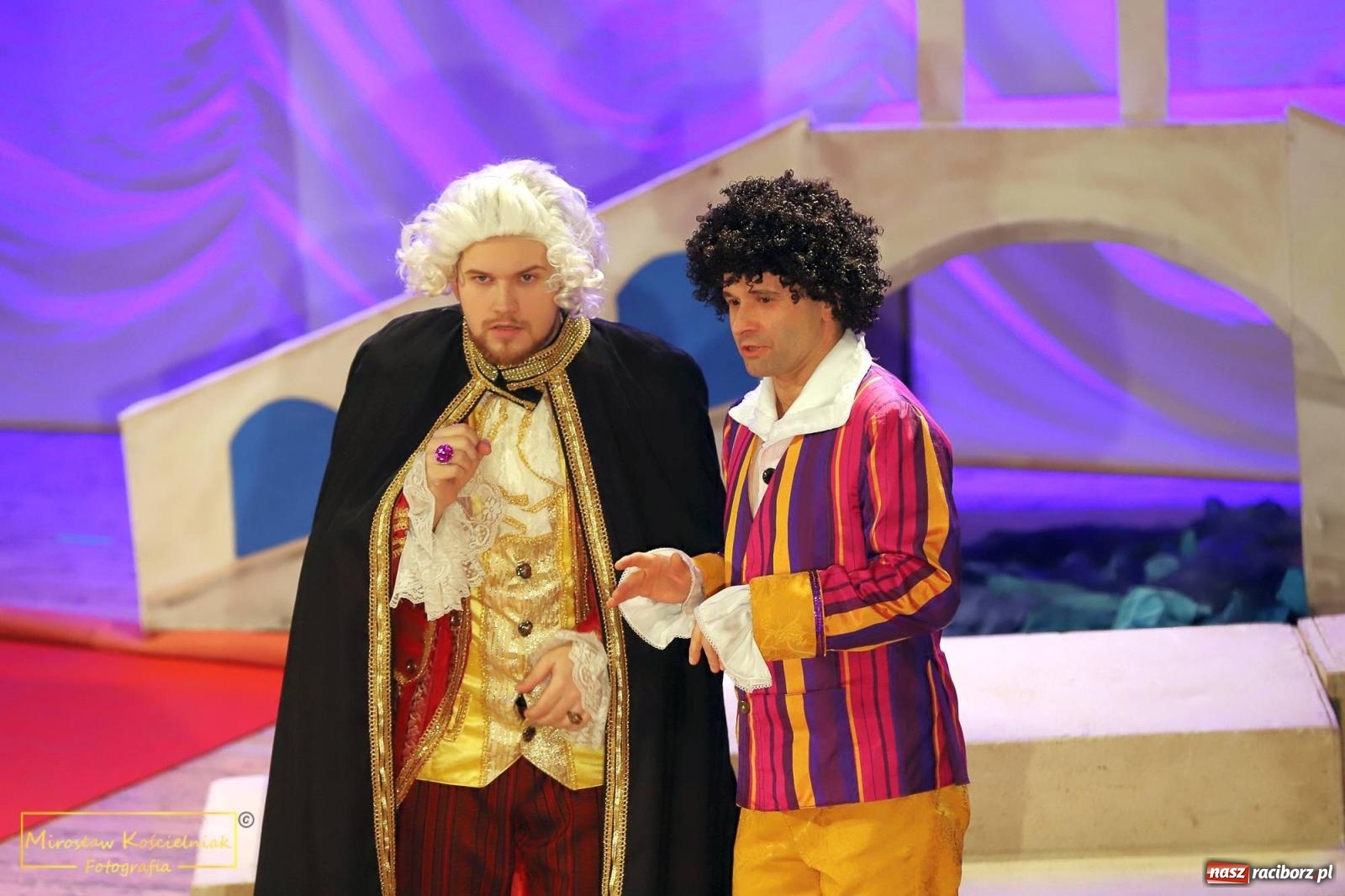 Zdjęcie w galerii na portalu naszraciborz.pl: Arte Creatura wystawiła w Raciborzu Noc w Wenecji [FOTO i WIDEO] wiadomości z regionu