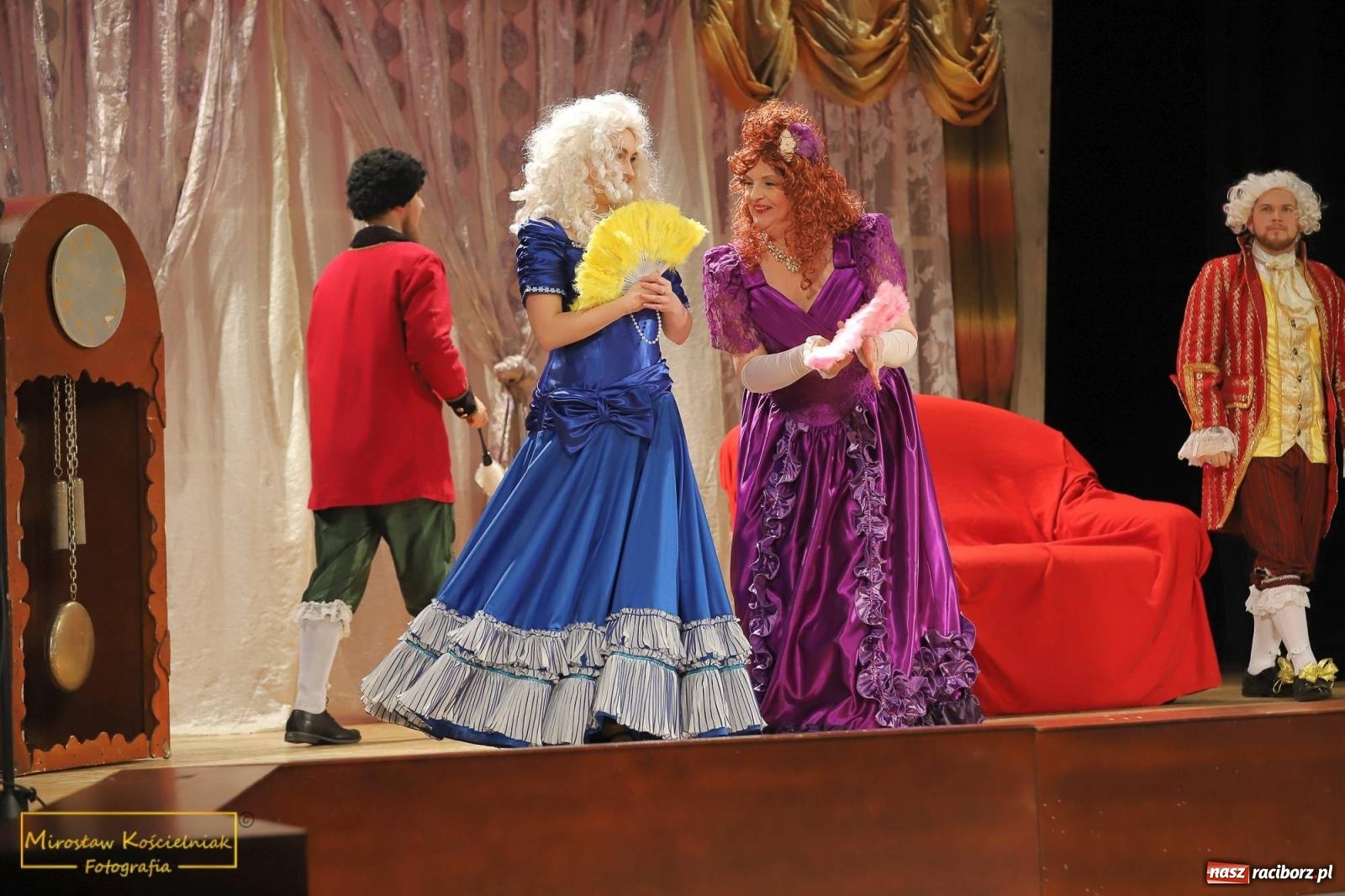 Zdjęcie w galerii na portalu naszraciborz.pl: Arte Creatura wystawiła w Raciborzu Noc w Wenecji [FOTO i WIDEO] wiadomości z regionu