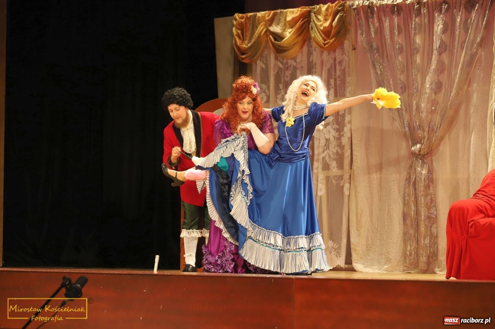 Zdjęcie w galerii na portalu naszraciborz.pl: Arte Creatura wystawiła w Raciborzu Noc w Wenecji [FOTO i WIDEO] wiadomości z regionu