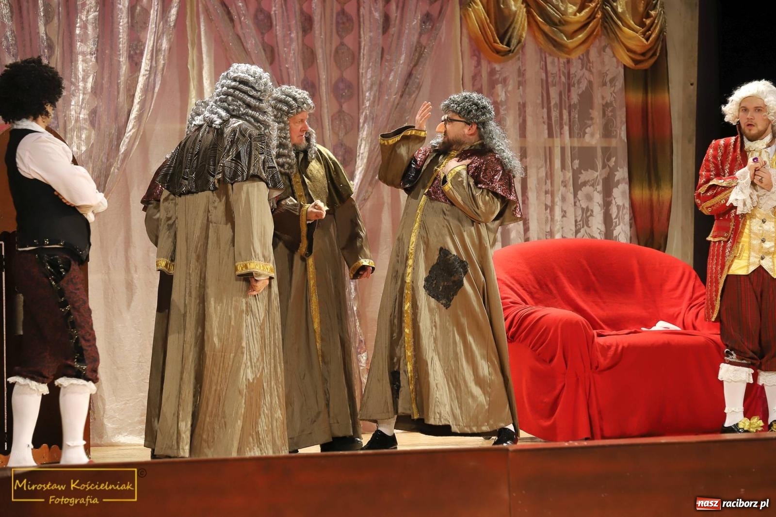 Zdjęcie w galerii na portalu naszraciborz.pl: Arte Creatura wystawiła w Raciborzu Noc w Wenecji [FOTO i WIDEO] wiadomości z regionu