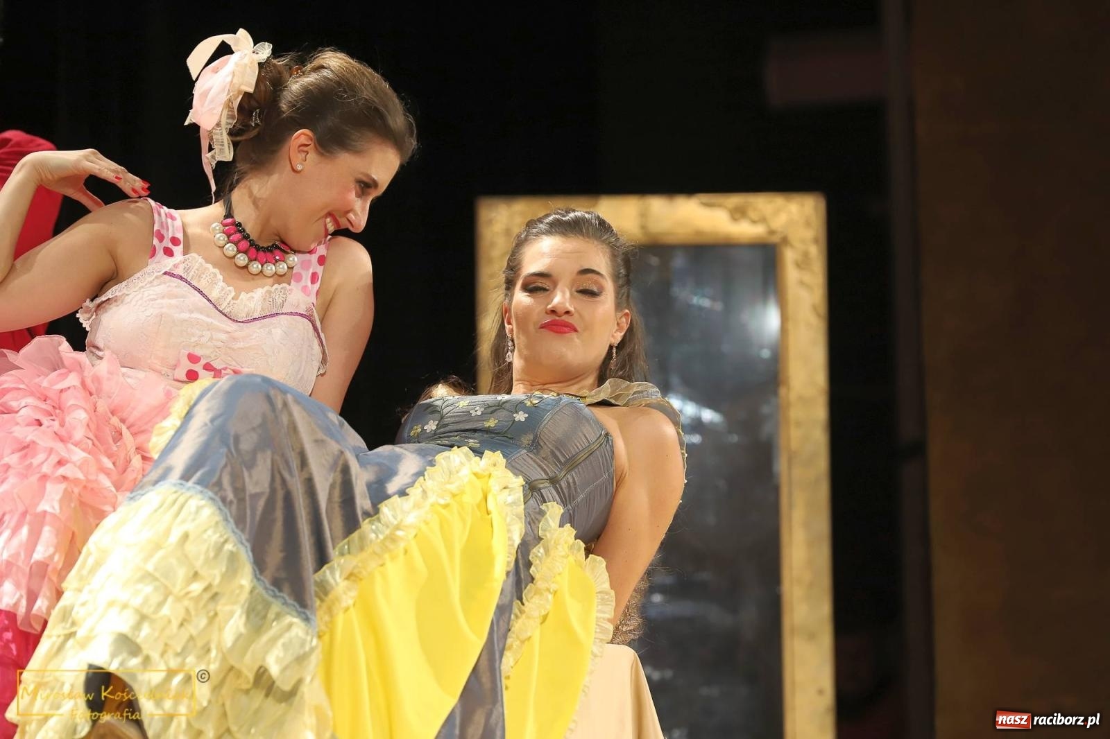 Zdjęcie w galerii na portalu naszraciborz.pl: Arte Creatura wystawiła w Raciborzu Noc w Wenecji [FOTO i WIDEO] wiadomości z regionu