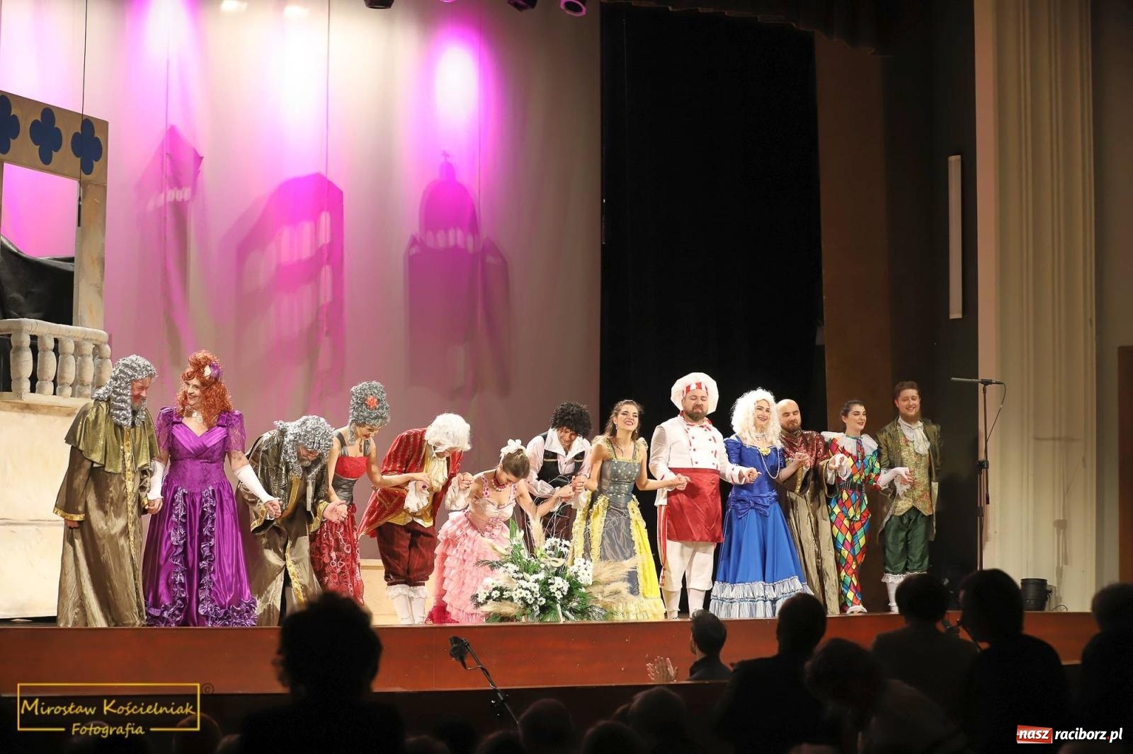 Zdjęcie w galerii na portalu naszraciborz.pl: Arte Creatura wystawiła w Raciborzu Noc w Wenecji [FOTO i WIDEO] wiadomości z regionu