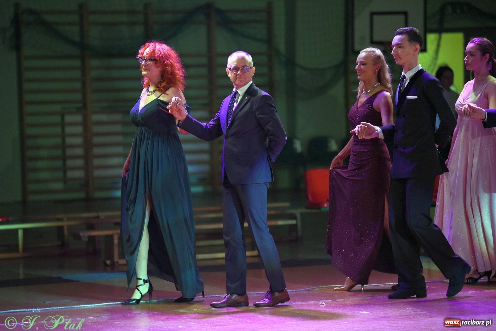 Zdjęcie w galerii na portalu naszraciborz.pl: XVI Karnawałowa Rewia Tańca w Raciborzu [FOTO i WIDEO] wiadomości z regionu