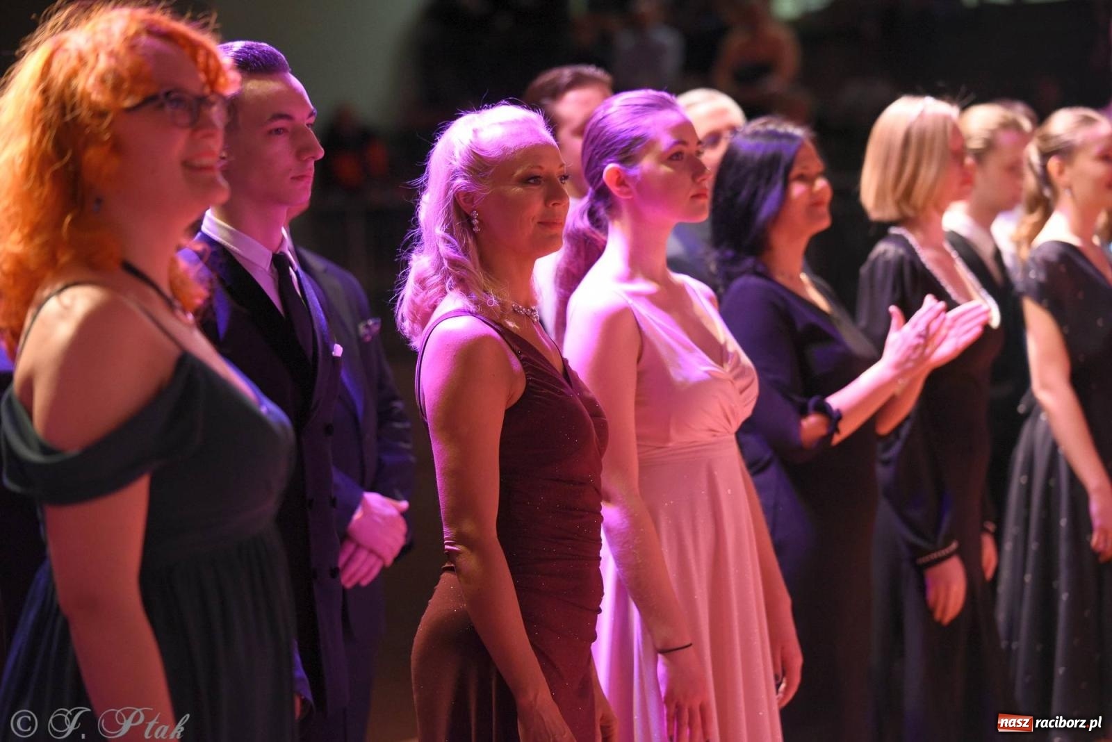 Zdjęcie w galerii na portalu naszraciborz.pl: XVI Karnawałowa Rewia Tańca w Raciborzu [FOTO i WIDEO] wiadomości z regionu