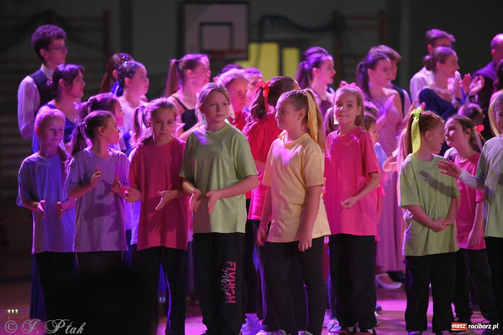 Zdjęcie w galerii na portalu naszraciborz.pl: XVI Karnawałowa Rewia Tańca w Raciborzu [FOTO i WIDEO] wiadomości z regionu