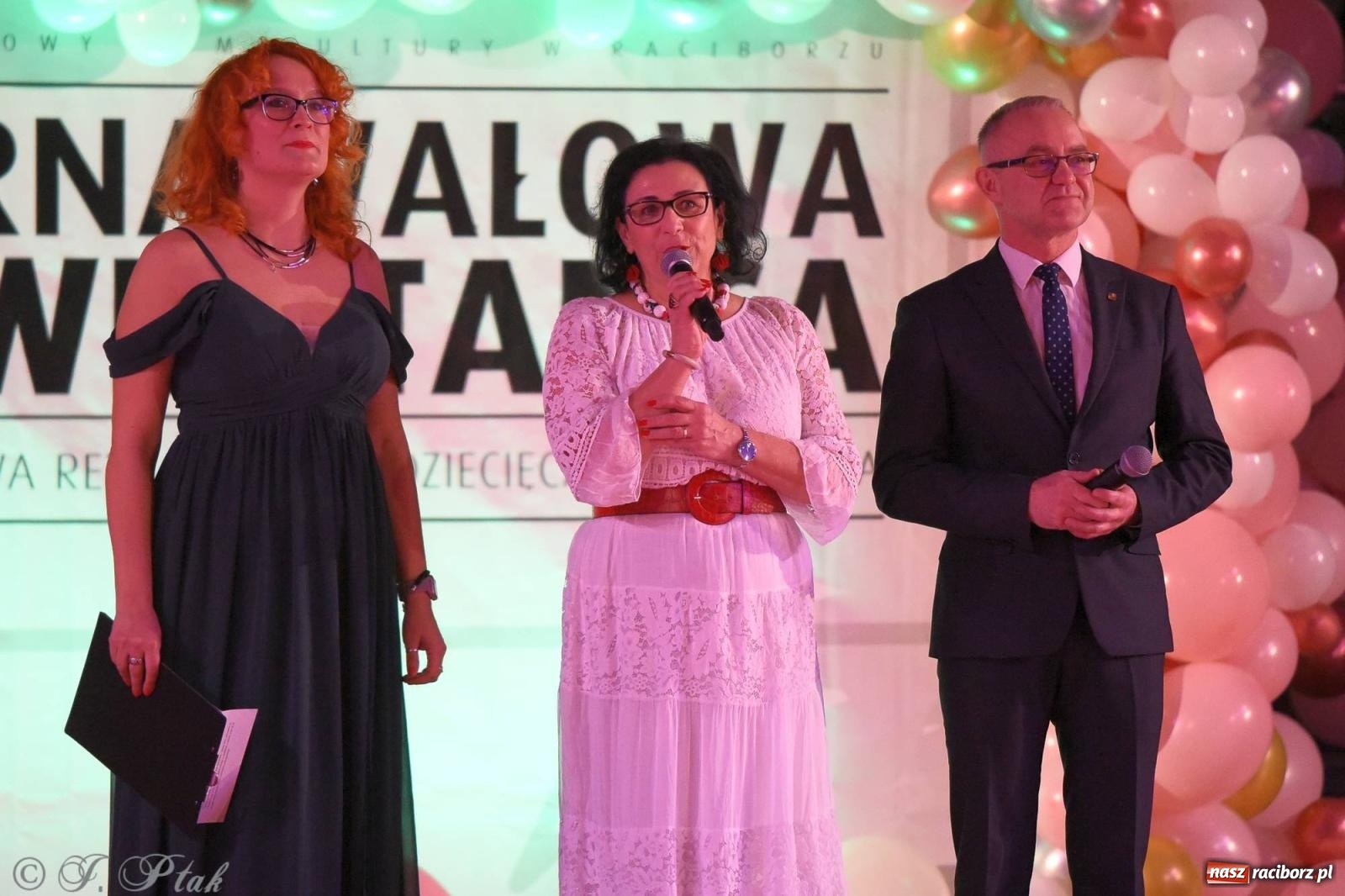 Zdjęcie w galerii na portalu naszraciborz.pl: XVI Karnawałowa Rewia Tańca w Raciborzu [FOTO i WIDEO] wiadomości z regionu