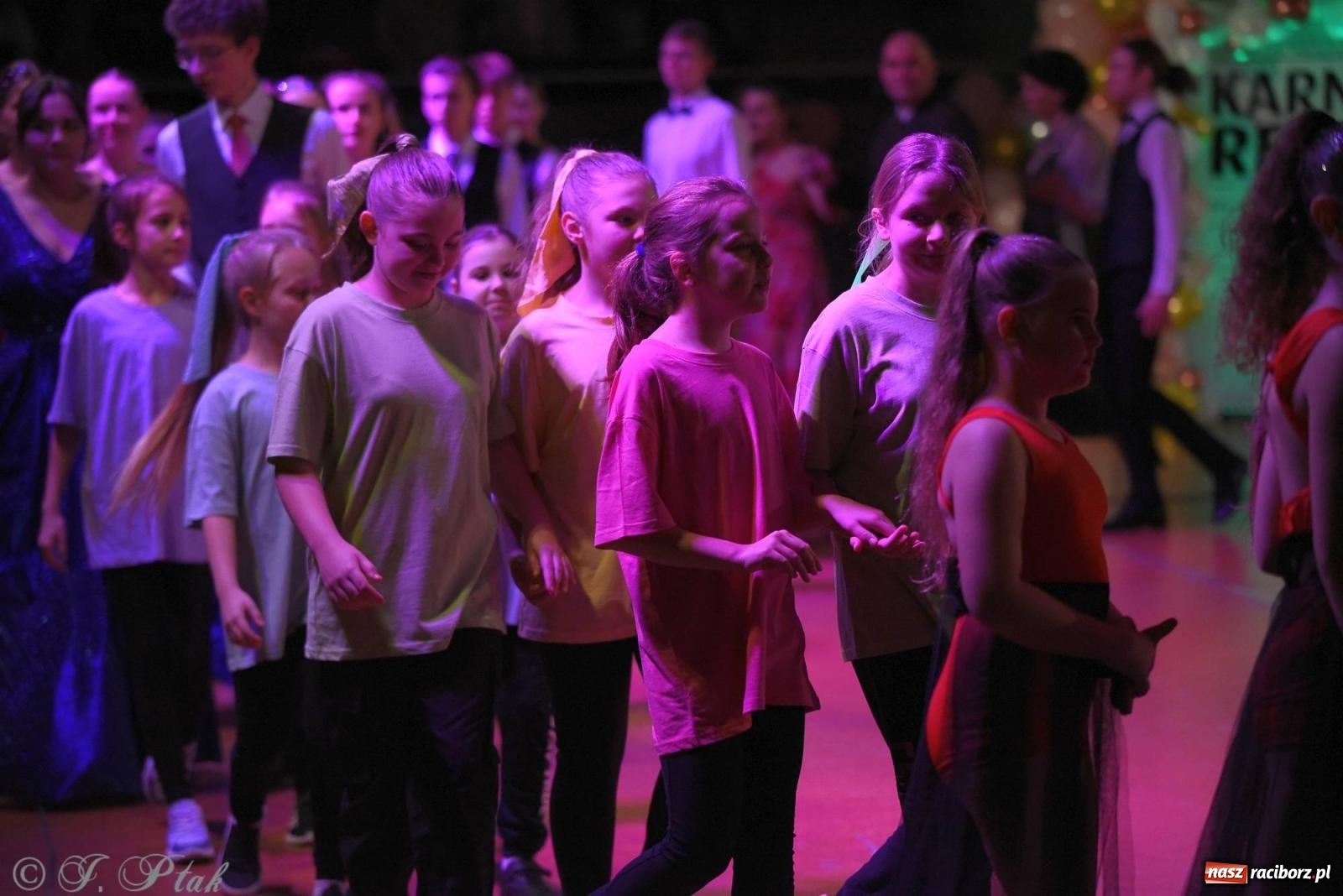 Zdjęcie w galerii na portalu naszraciborz.pl: XVI Karnawałowa Rewia Tańca w Raciborzu [FOTO i WIDEO] wiadomości z regionu