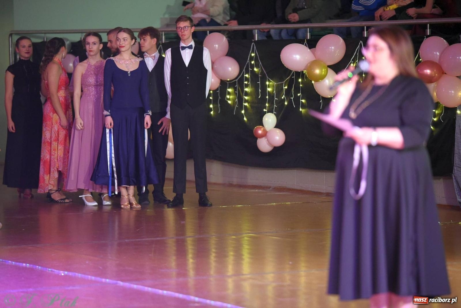 Zdjęcie w galerii na portalu naszraciborz.pl: XVI Karnawałowa Rewia Tańca w Raciborzu [FOTO i WIDEO] wiadomości z regionu