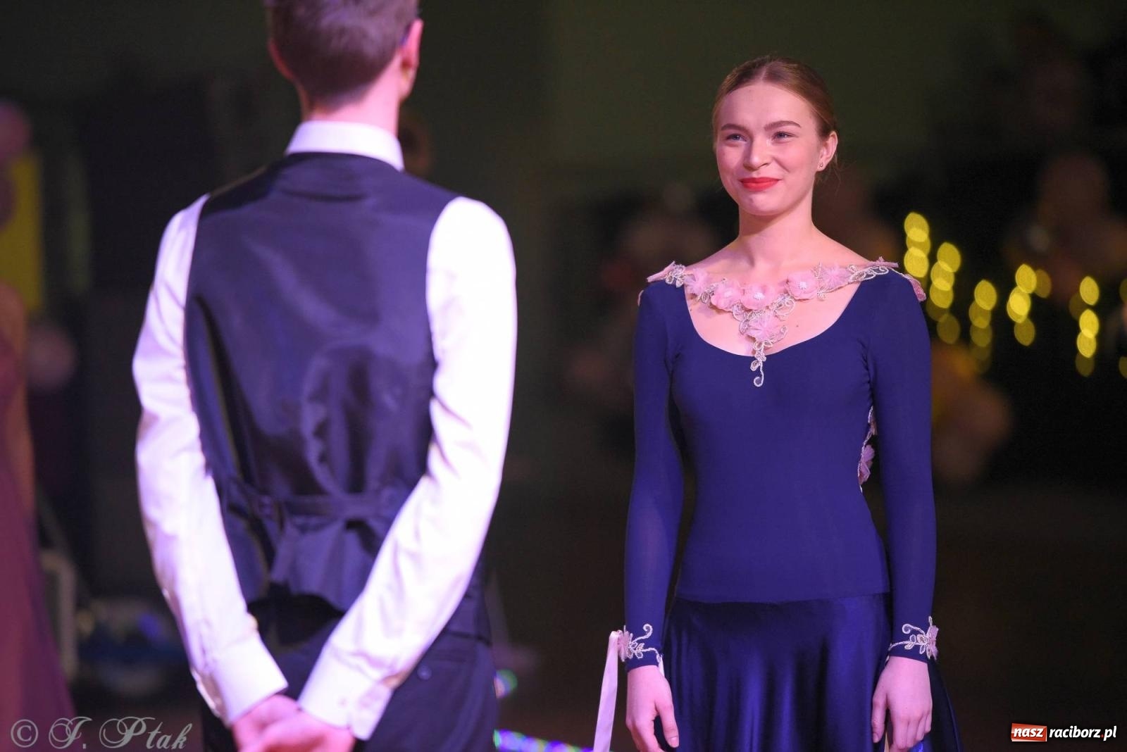 Zdjęcie w galerii na portalu naszraciborz.pl: XVI Karnawałowa Rewia Tańca w Raciborzu [FOTO i WIDEO] wiadomości z regionu