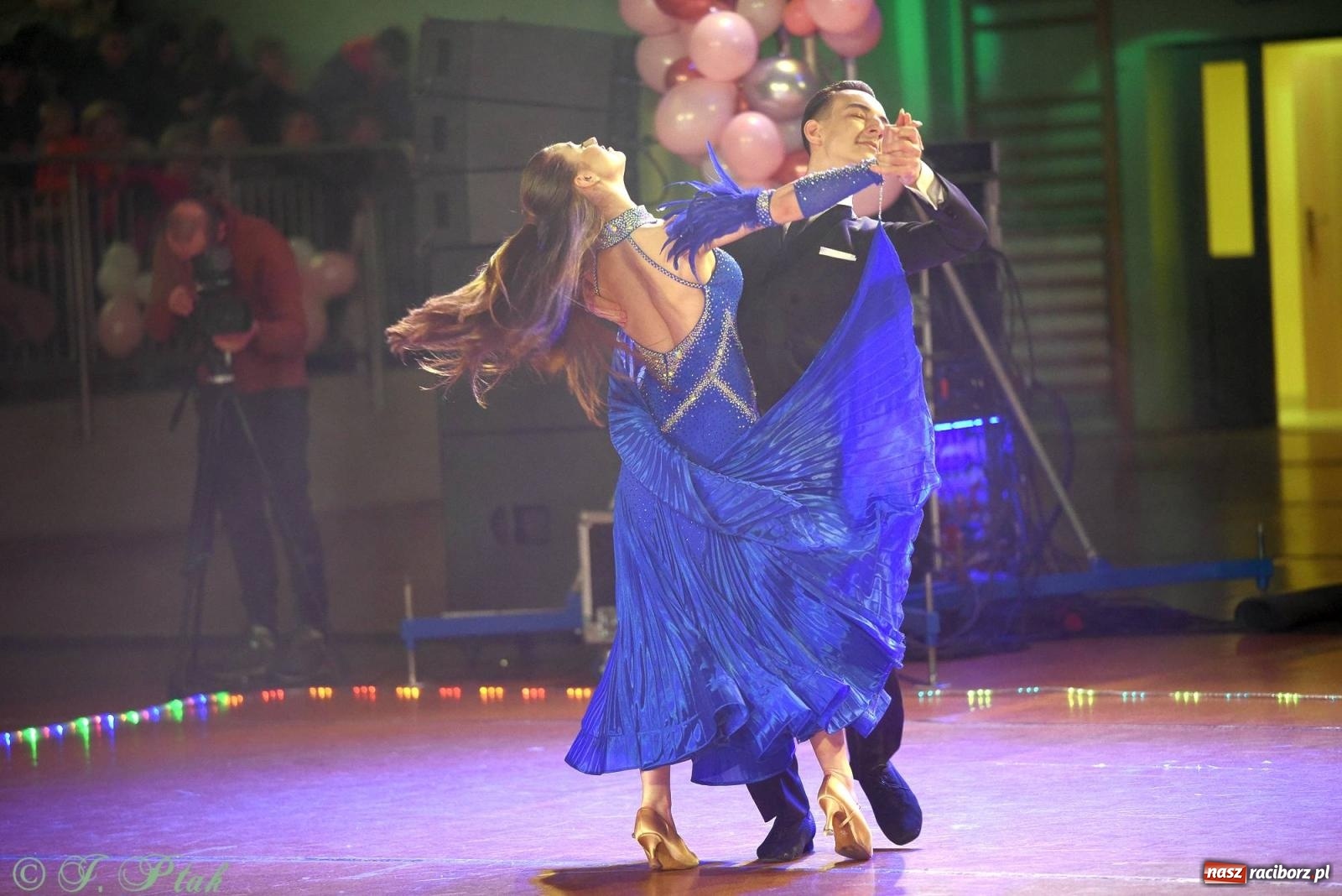 Zdjęcie w galerii na portalu naszraciborz.pl: XVI Karnawałowa Rewia Tańca w Raciborzu [FOTO i WIDEO] wiadomości z regionu