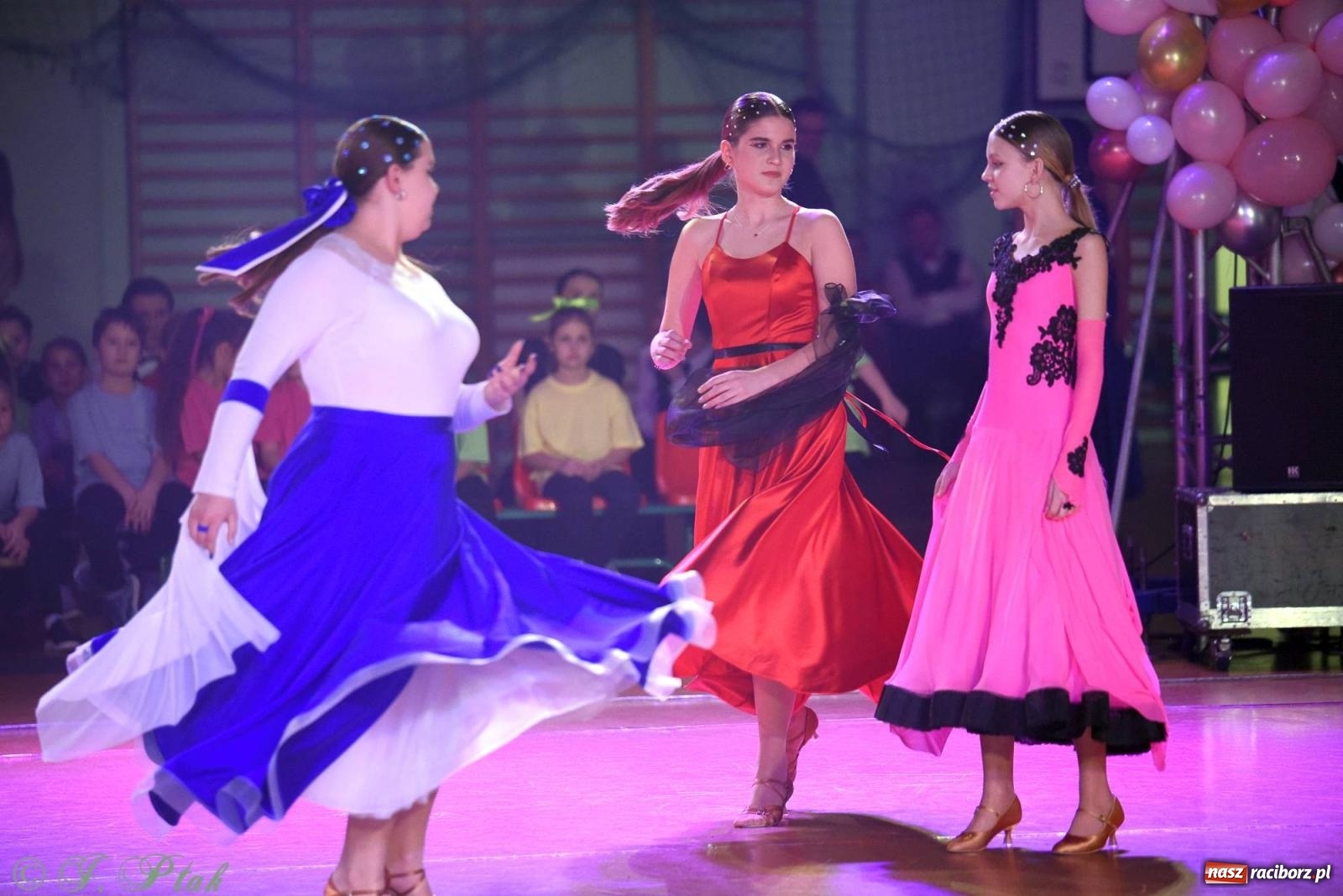 Zdjęcie w galerii na portalu naszraciborz.pl: XVI Karnawałowa Rewia Tańca w Raciborzu [FOTO i WIDEO] wiadomości z regionu