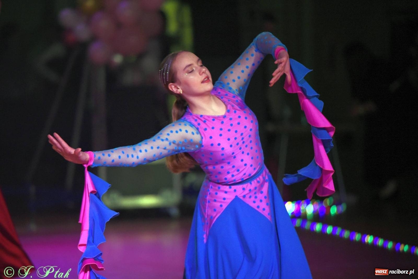 Zdjęcie w galerii na portalu naszraciborz.pl: XVI Karnawałowa Rewia Tańca w Raciborzu [FOTO i WIDEO] wiadomości z regionu