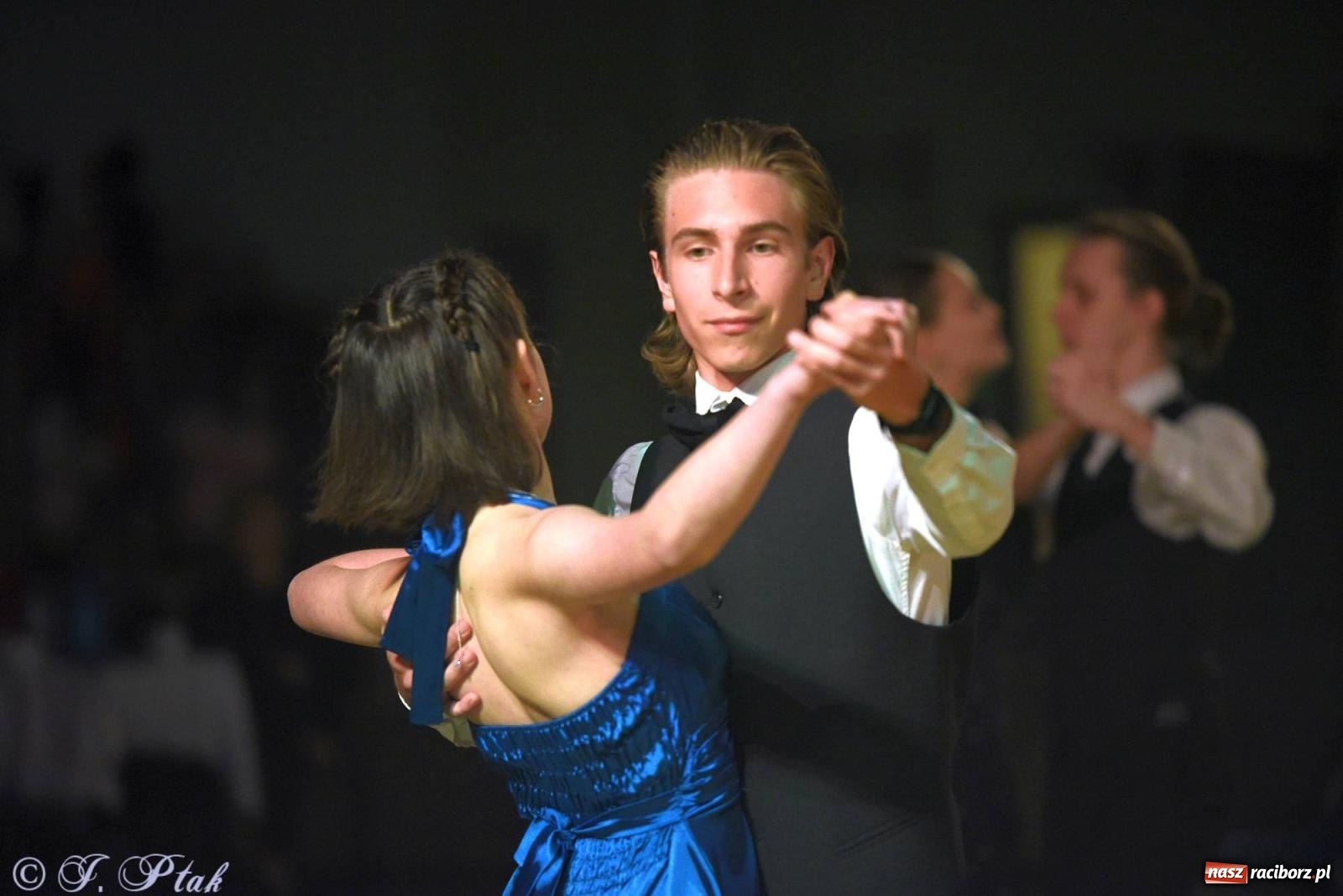 Zdjęcie w galerii na portalu naszraciborz.pl: XVI Karnawałowa Rewia Tańca w Raciborzu [FOTO i WIDEO] wiadomości z regionu