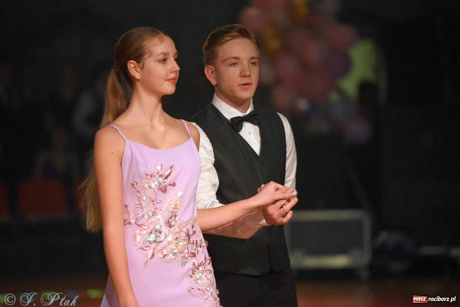 Zdjęcie w galerii na portalu naszraciborz.pl: XVI Karnawałowa Rewia Tańca w Raciborzu [FOTO i WIDEO] wiadomości z regionu