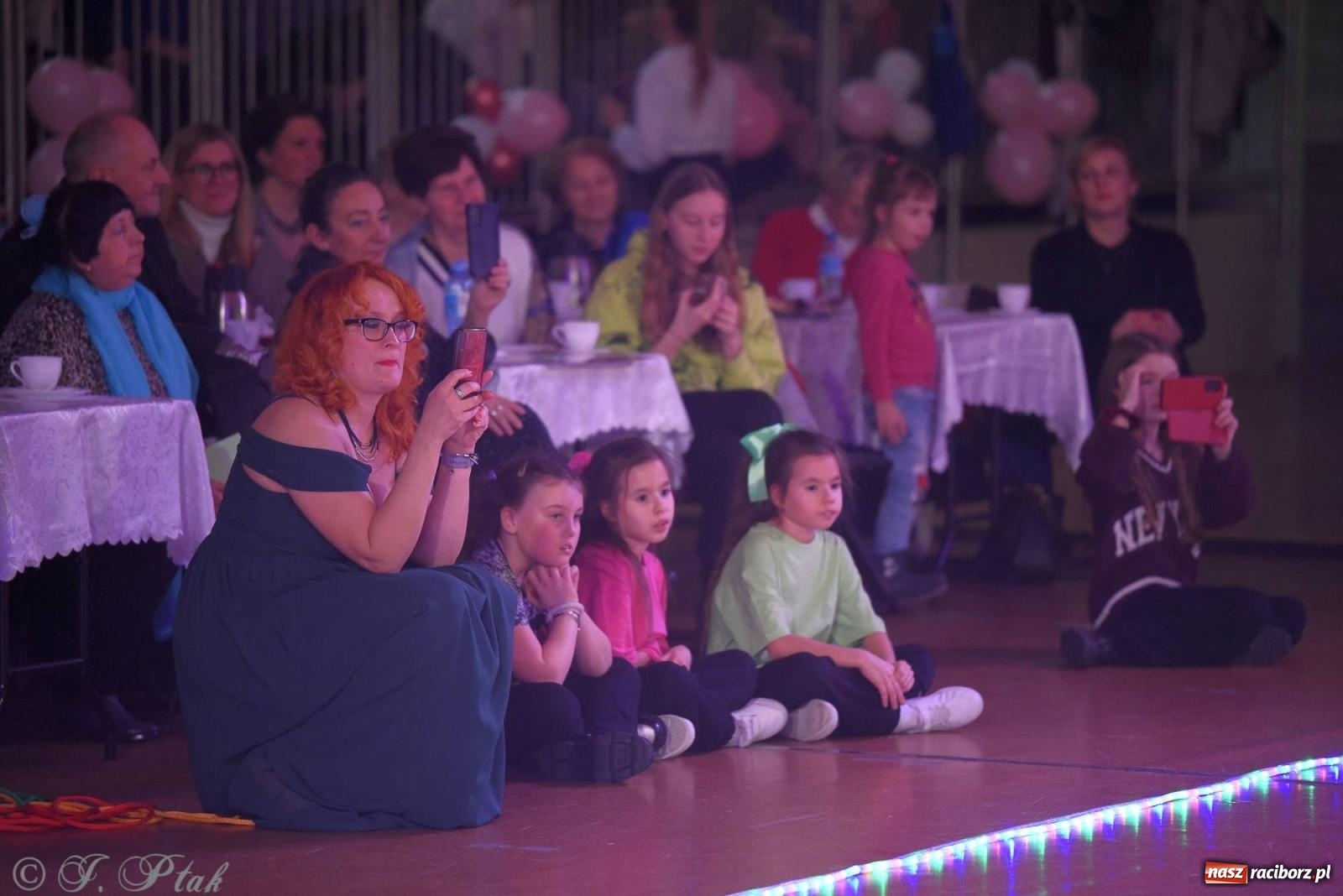 Zdjęcie w galerii na portalu naszraciborz.pl: XVI Karnawałowa Rewia Tańca w Raciborzu [FOTO i WIDEO] wiadomości z regionu