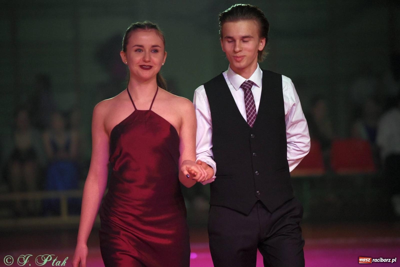 Zdjęcie w galerii na portalu naszraciborz.pl: XVI Karnawałowa Rewia Tańca w Raciborzu [FOTO i WIDEO] wiadomości z regionu