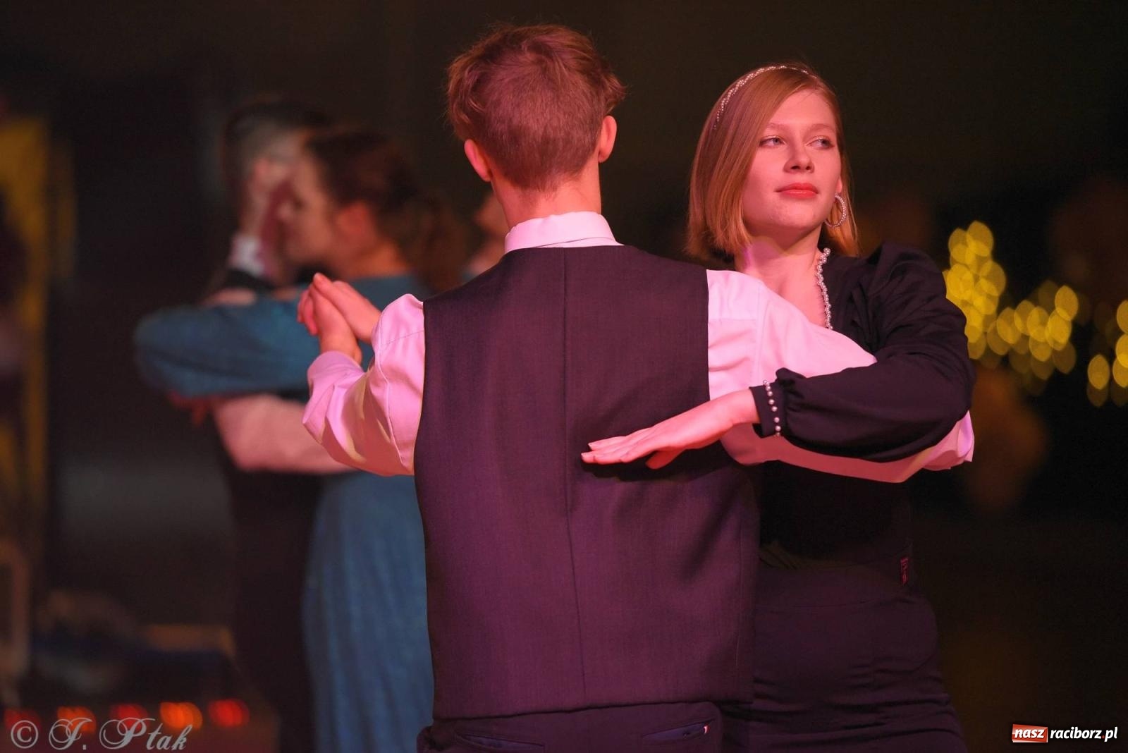 Zdjęcie w galerii na portalu naszraciborz.pl: XVI Karnawałowa Rewia Tańca w Raciborzu [FOTO i WIDEO] wiadomości z regionu