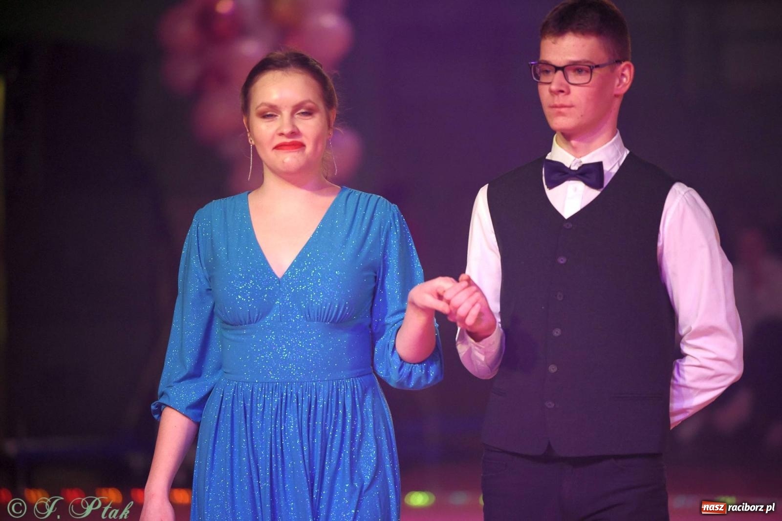 Zdjęcie w galerii na portalu naszraciborz.pl: XVI Karnawałowa Rewia Tańca w Raciborzu [FOTO i WIDEO] wiadomości z regionu