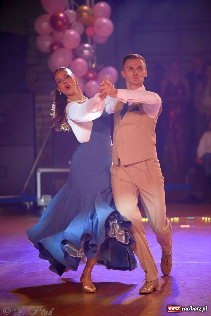 Zdjęcie w galerii na portalu naszraciborz.pl: XVI Karnawałowa Rewia Tańca w Raciborzu [FOTO i WIDEO] wiadomości z regionu