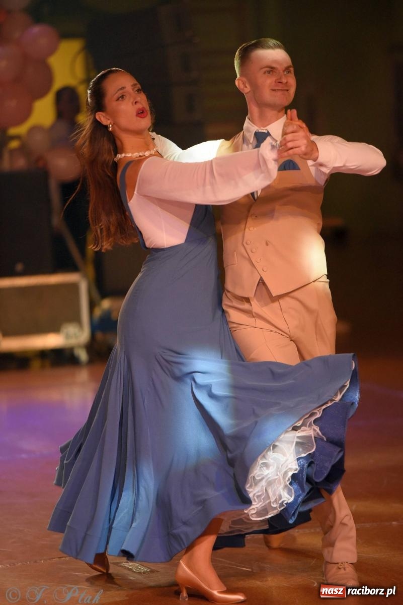 Zdjęcie w galerii na portalu naszraciborz.pl: XVI Karnawałowa Rewia Tańca w Raciborzu [FOTO i WIDEO] wiadomości z regionu