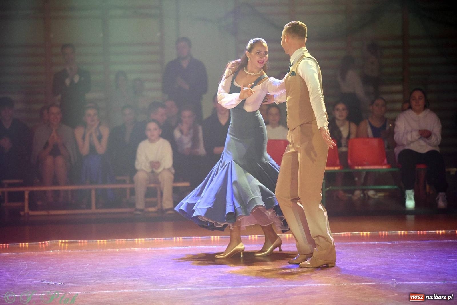 Zdjęcie w galerii na portalu naszraciborz.pl: XVI Karnawałowa Rewia Tańca w Raciborzu [FOTO i WIDEO] wiadomości z regionu
