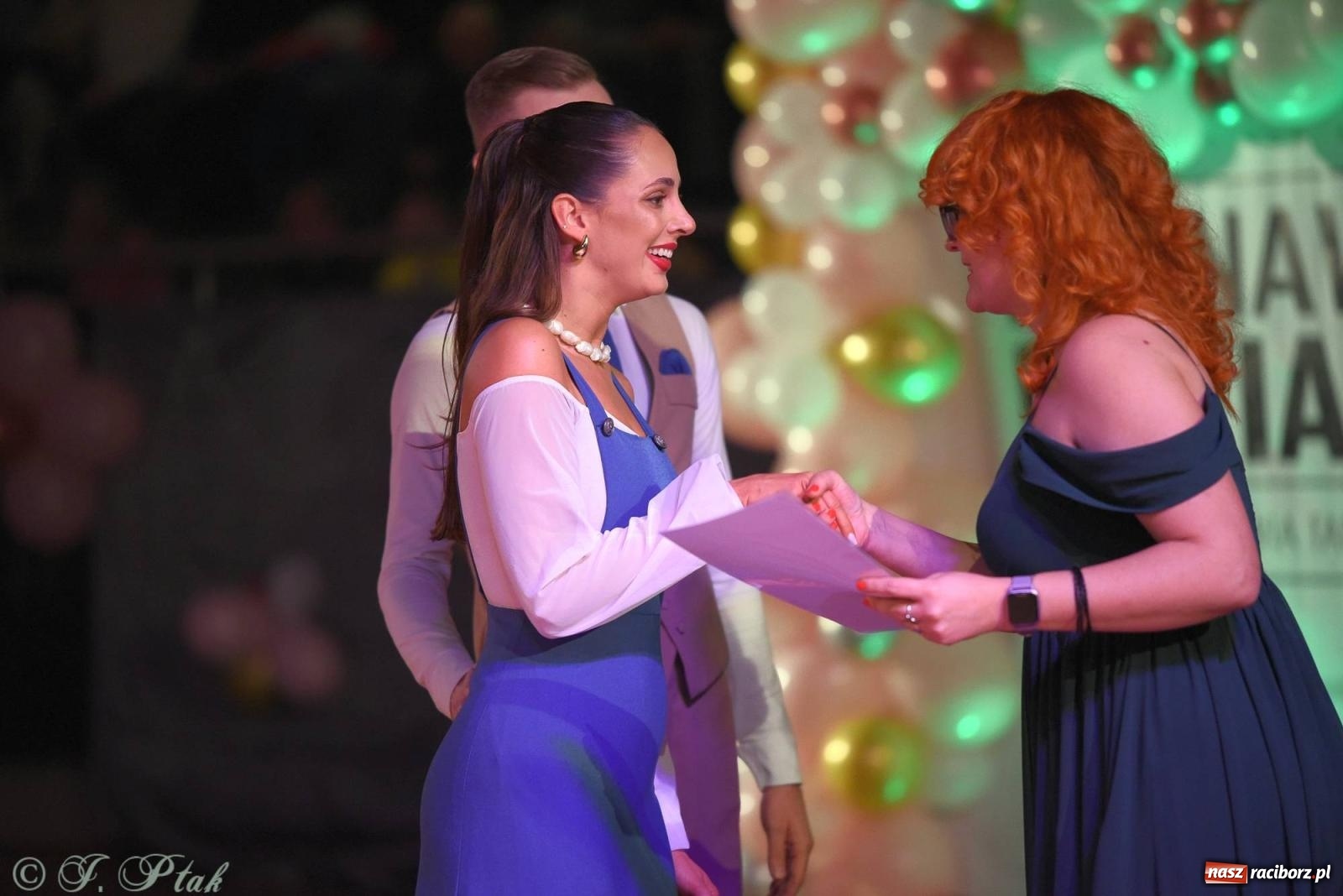 Zdjęcie w galerii na portalu naszraciborz.pl: XVI Karnawałowa Rewia Tańca w Raciborzu [FOTO i WIDEO] wiadomości z regionu