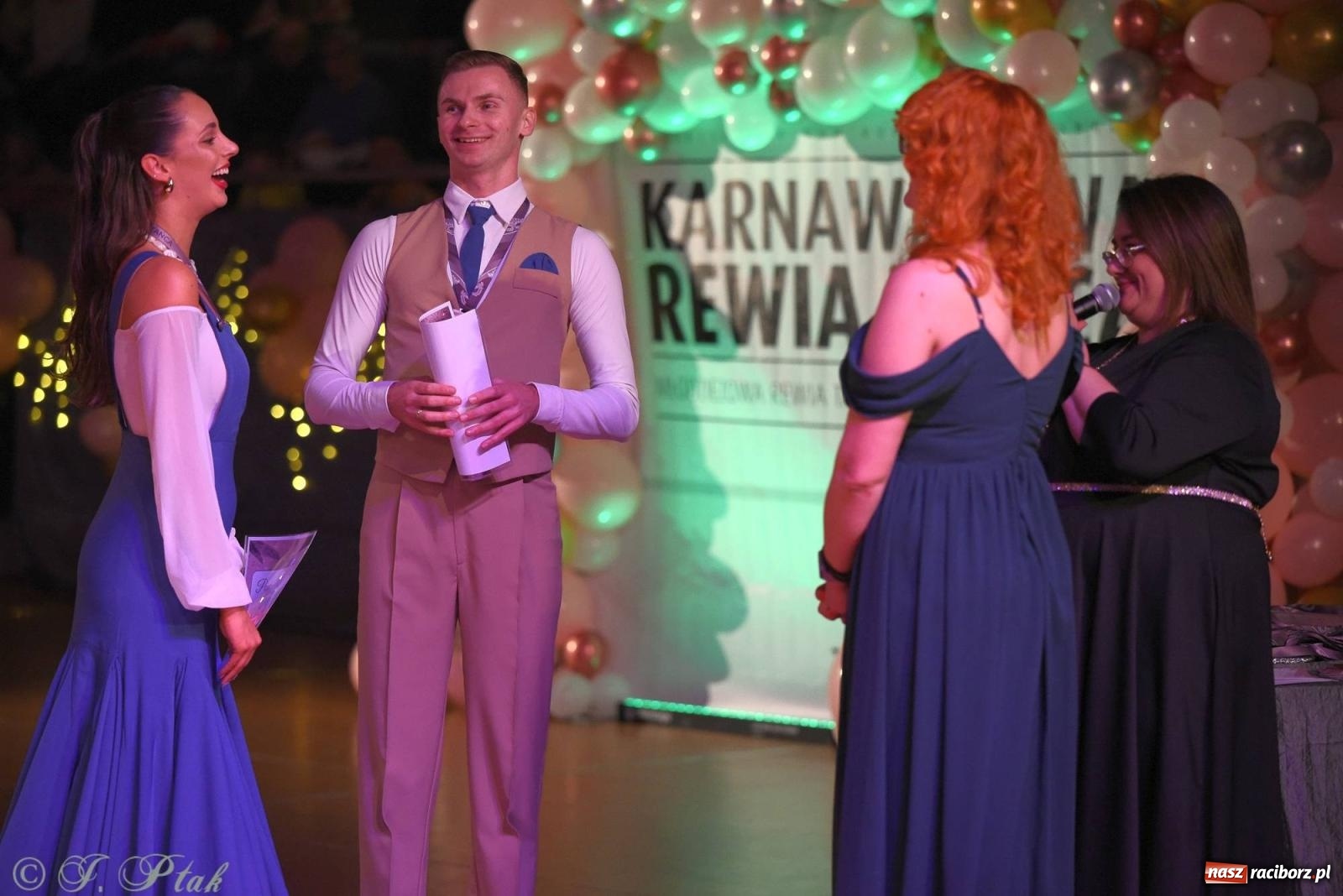 Zdjęcie w galerii na portalu naszraciborz.pl: XVI Karnawałowa Rewia Tańca w Raciborzu [FOTO i WIDEO] wiadomości z regionu