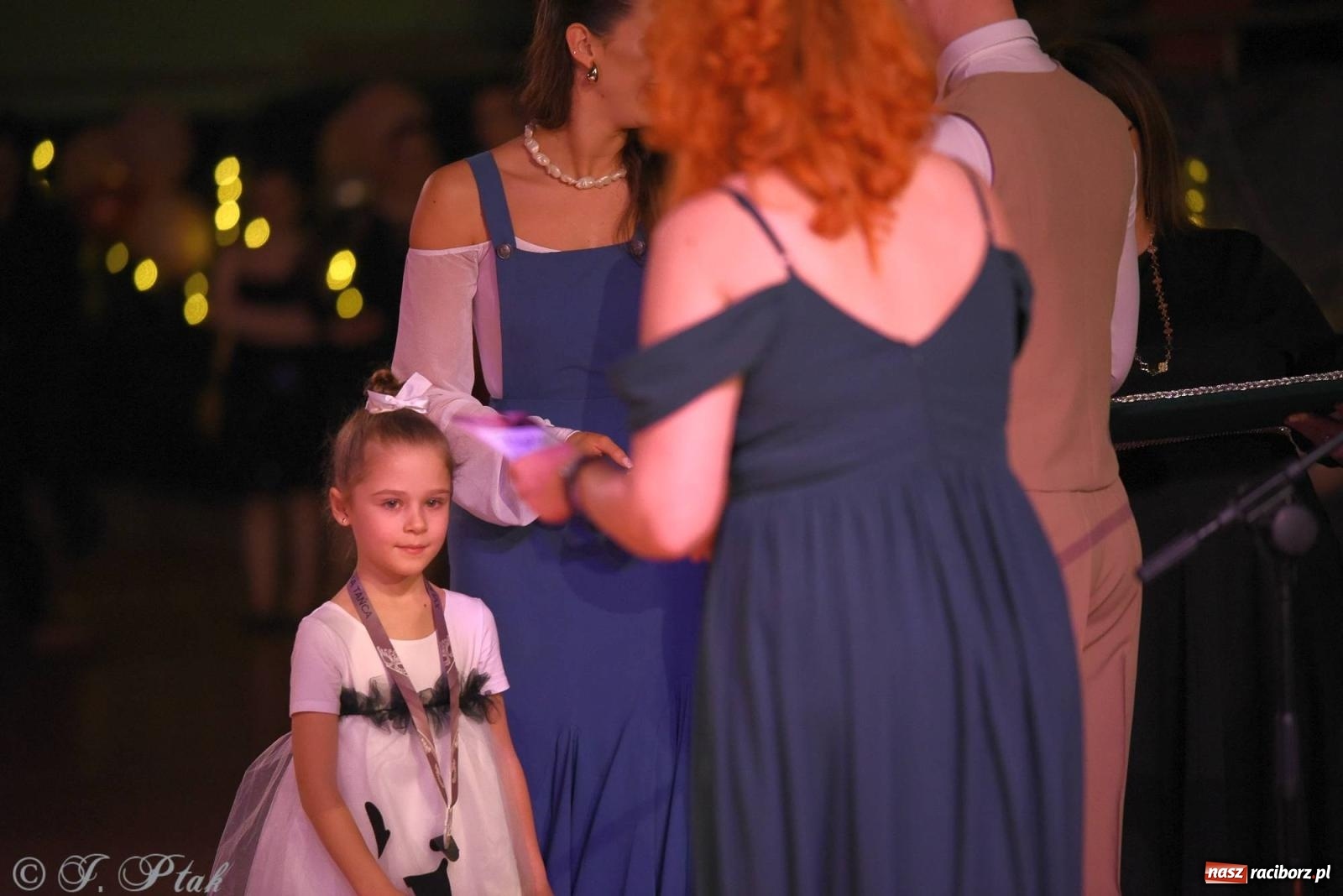 Zdjęcie w galerii na portalu naszraciborz.pl: XVI Karnawałowa Rewia Tańca w Raciborzu [FOTO i WIDEO] wiadomości z regionu