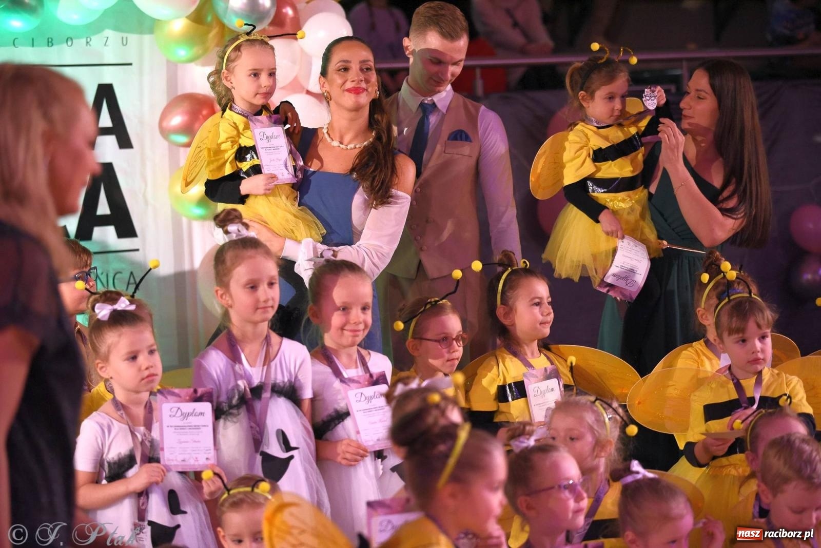 Zdjęcie w galerii na portalu naszraciborz.pl: XVI Karnawałowa Rewia Tańca w Raciborzu [FOTO i WIDEO] wiadomości z regionu