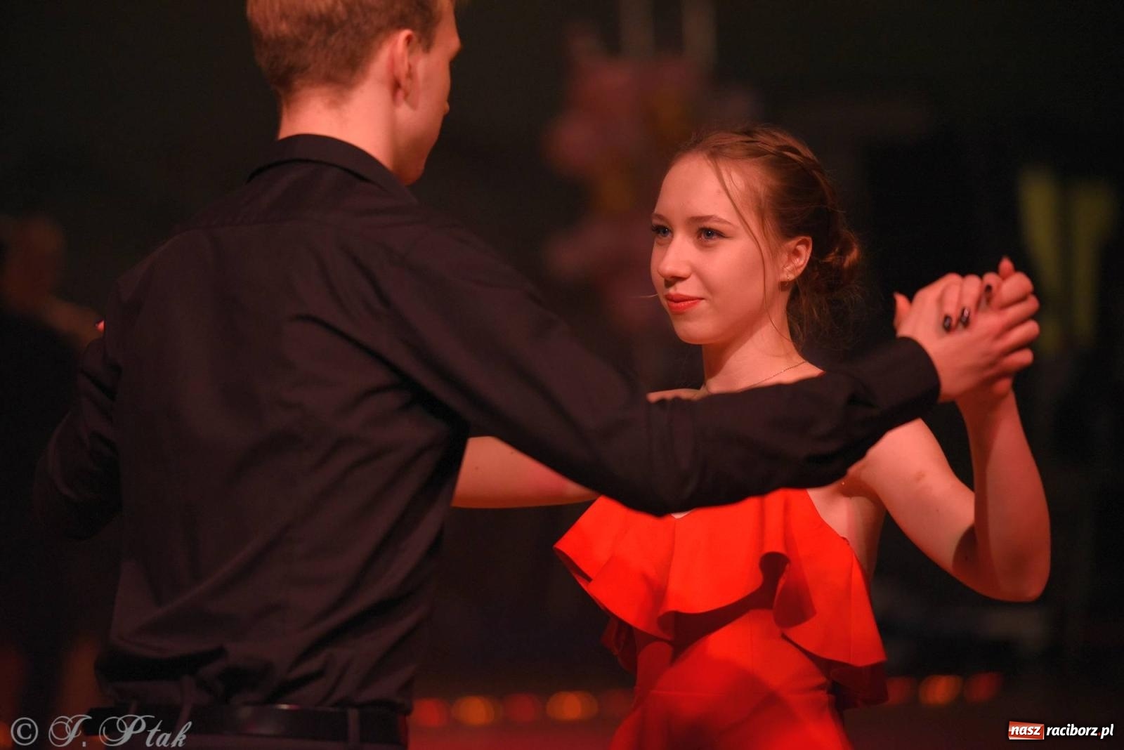 Zdjęcie w galerii na portalu naszraciborz.pl: XVI Karnawałowa Rewia Tańca w Raciborzu [FOTO i WIDEO] wiadomości z regionu