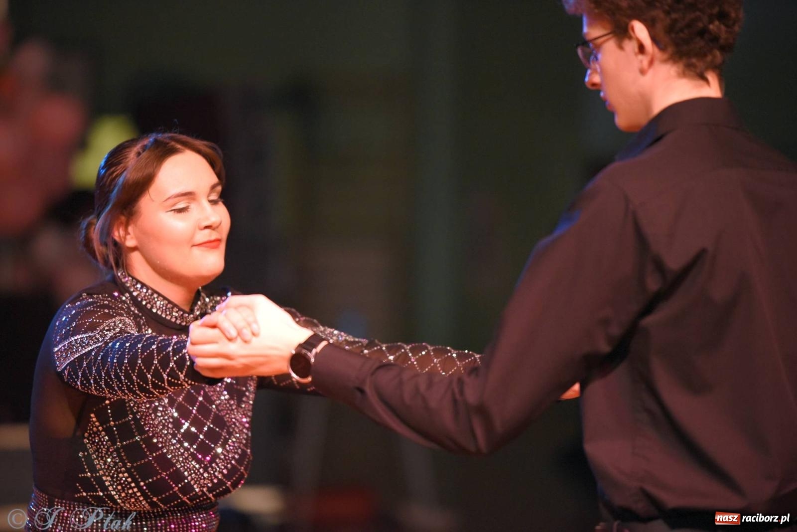Zdjęcie w galerii na portalu naszraciborz.pl: XVI Karnawałowa Rewia Tańca w Raciborzu [FOTO i WIDEO] wiadomości z regionu