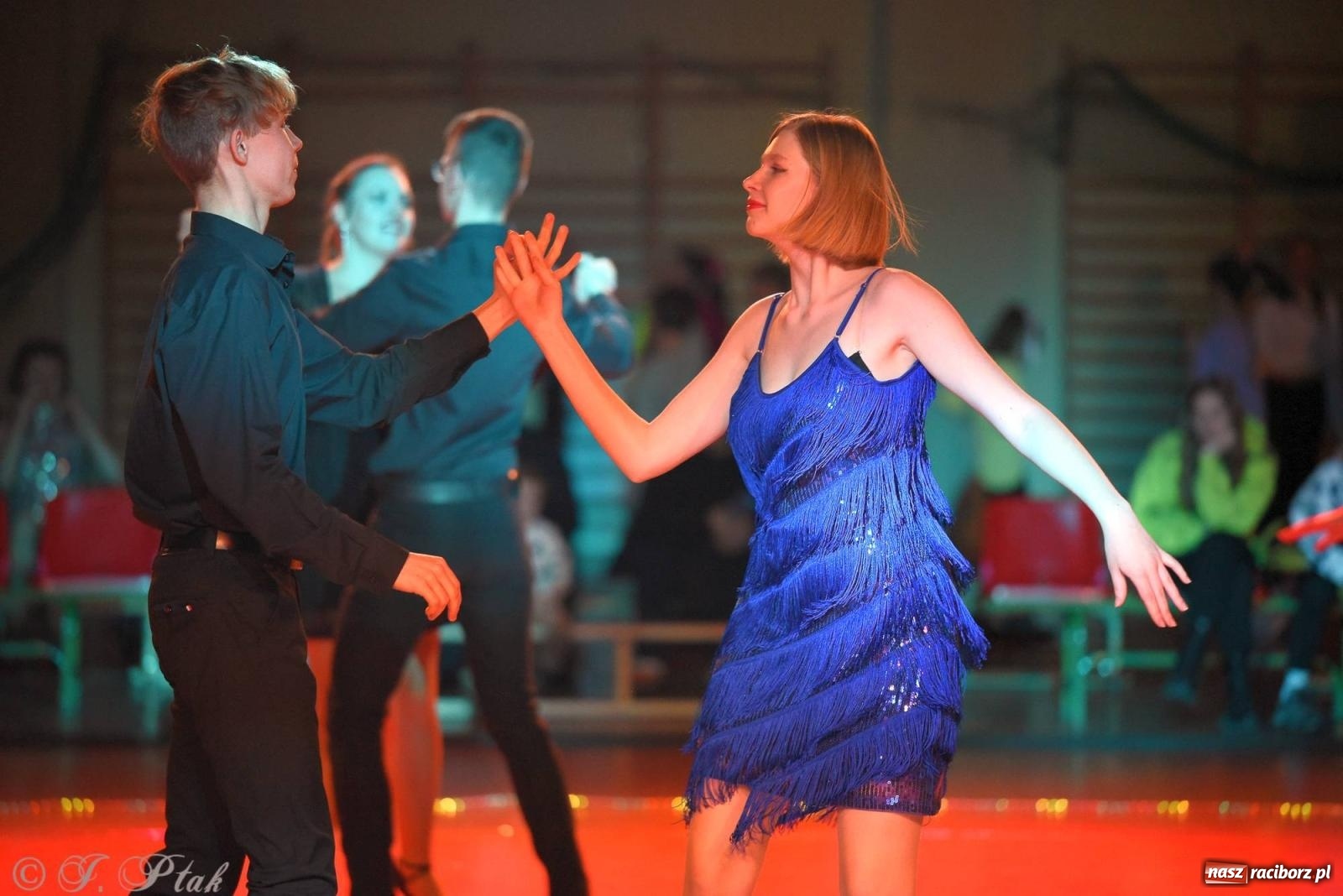 Zdjęcie w galerii na portalu naszraciborz.pl: XVI Karnawałowa Rewia Tańca w Raciborzu [FOTO i WIDEO] wiadomości z regionu