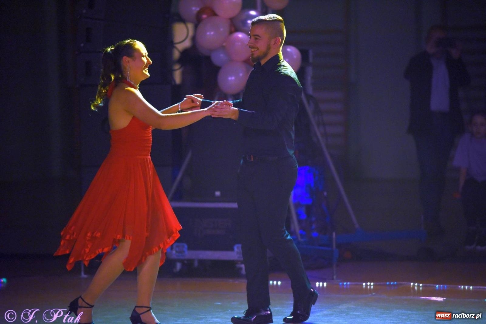 Zdjęcie w galerii na portalu naszraciborz.pl: XVI Karnawałowa Rewia Tańca w Raciborzu [FOTO i WIDEO] wiadomości z regionu