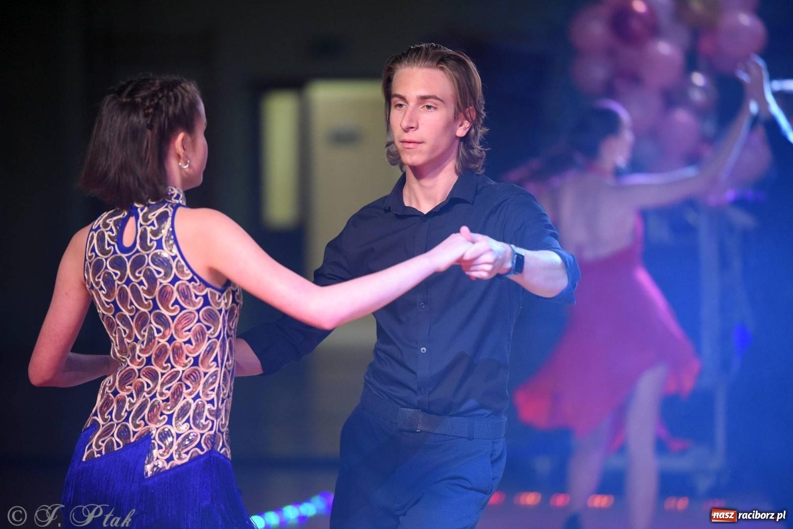 Zdjęcie w galerii na portalu naszraciborz.pl: XVI Karnawałowa Rewia Tańca w Raciborzu [FOTO i WIDEO] wiadomości z regionu