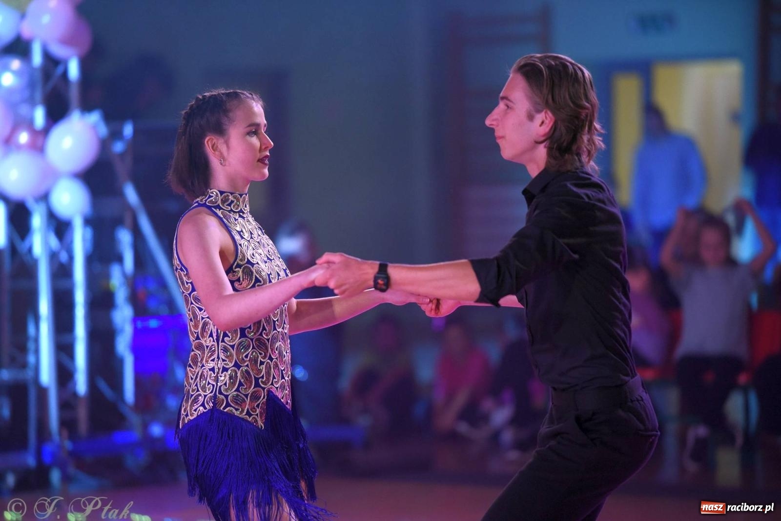 Zdjęcie w galerii na portalu naszraciborz.pl: XVI Karnawałowa Rewia Tańca w Raciborzu [FOTO i WIDEO] wiadomości z regionu