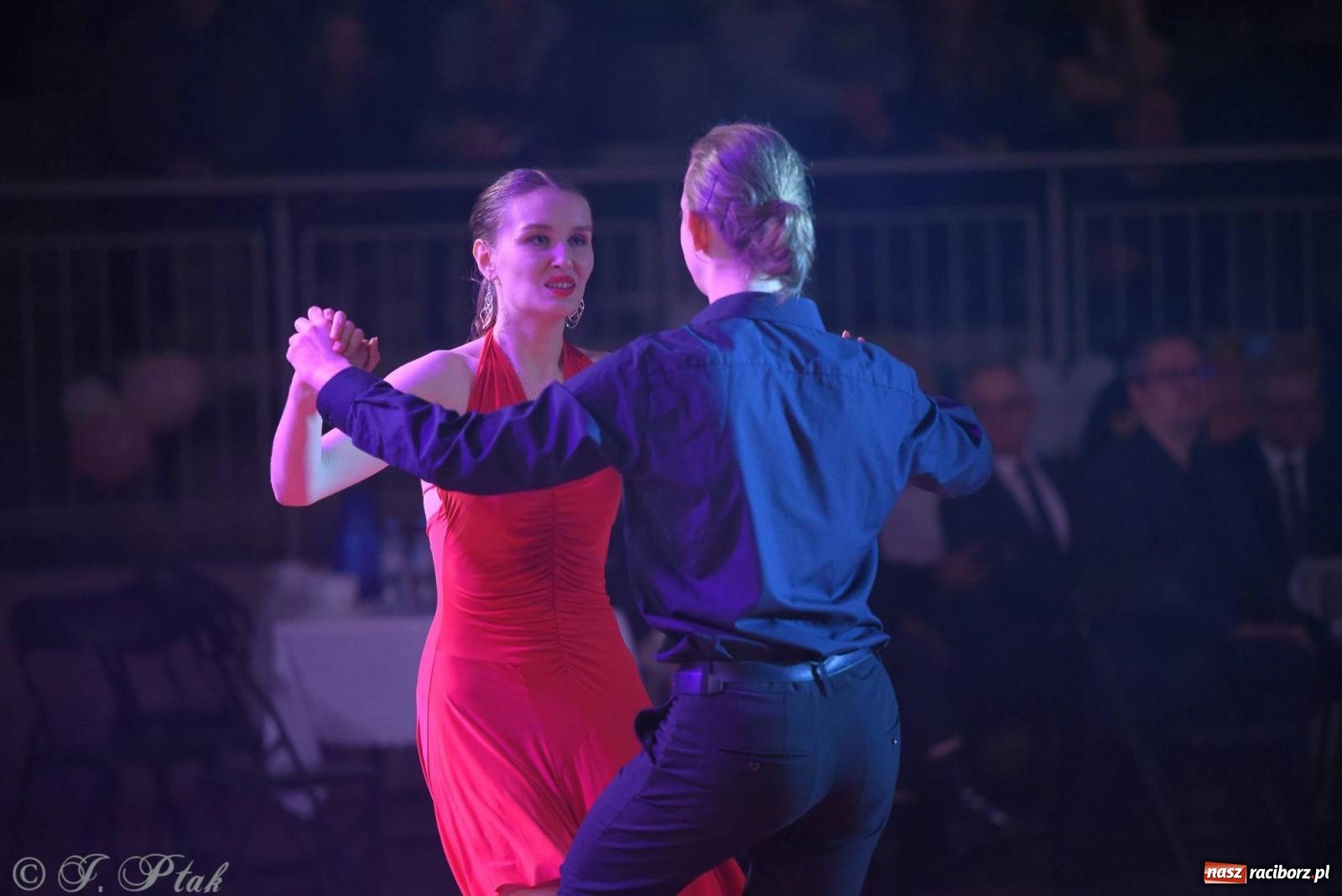 Zdjęcie w galerii na portalu naszraciborz.pl: XVI Karnawałowa Rewia Tańca w Raciborzu [FOTO i WIDEO] wiadomości z regionu