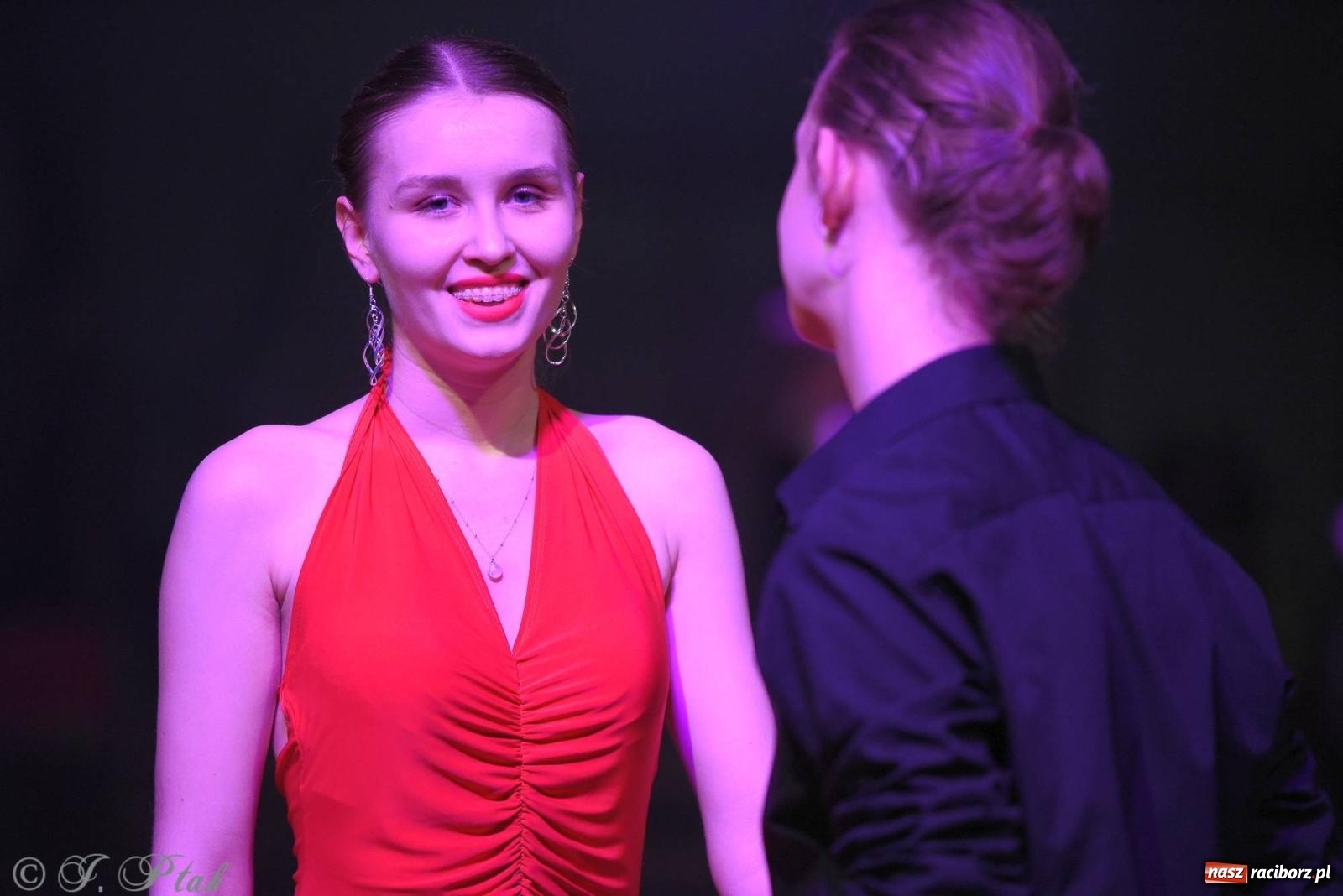 Zdjęcie w galerii na portalu naszraciborz.pl: XVI Karnawałowa Rewia Tańca w Raciborzu [FOTO i WIDEO] wiadomości z regionu