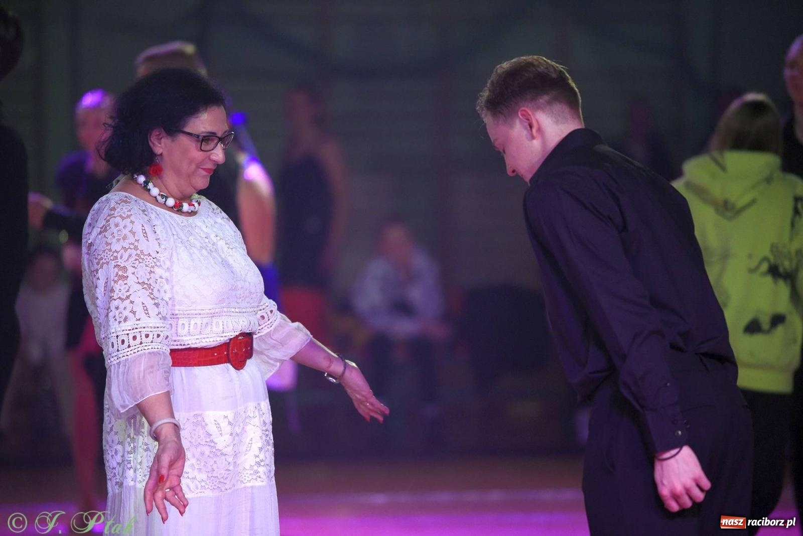 Zdjęcie w galerii na portalu naszraciborz.pl: XVI Karnawałowa Rewia Tańca w Raciborzu [FOTO i WIDEO] wiadomości z regionu