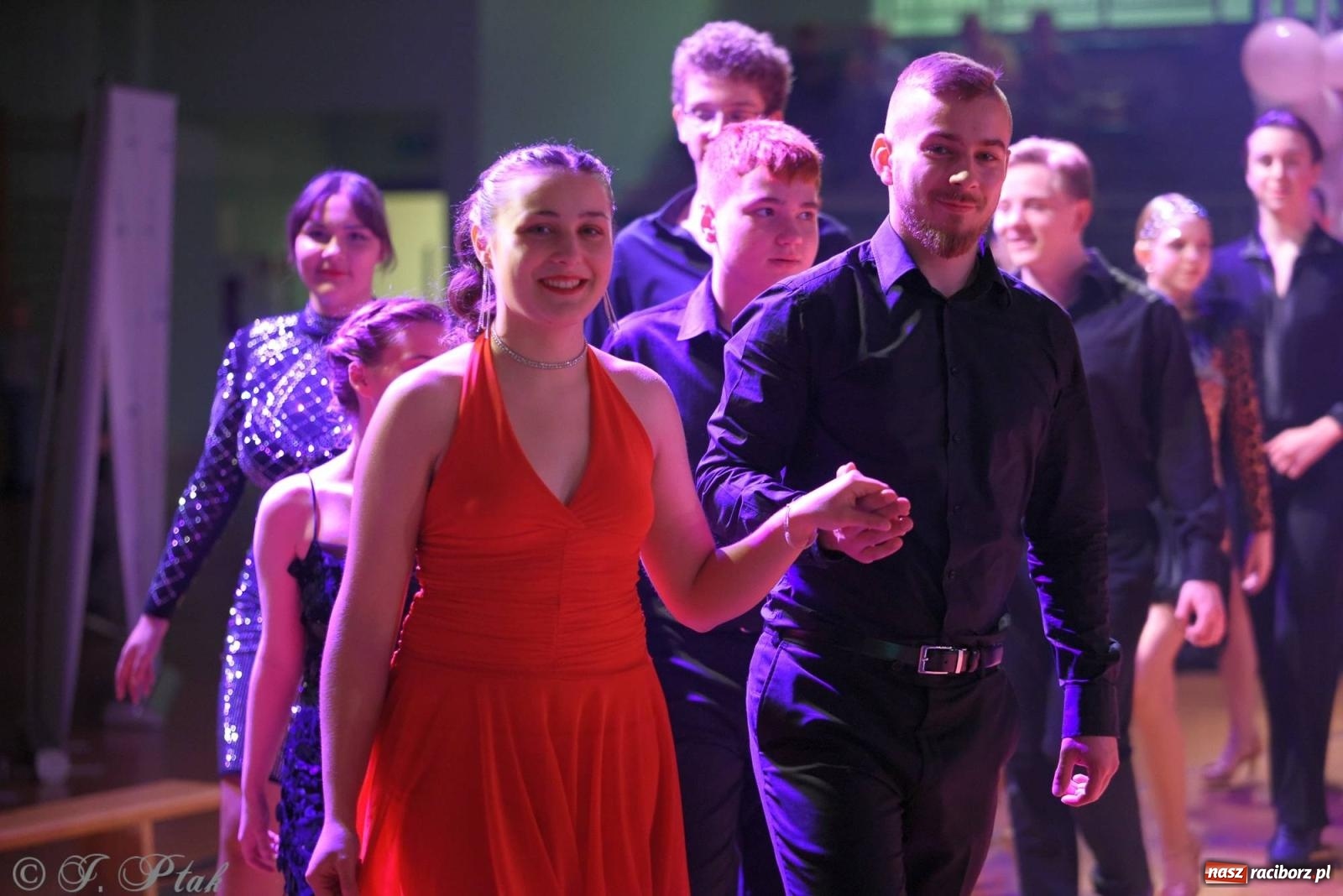 Zdjęcie w galerii na portalu naszraciborz.pl: XVI Karnawałowa Rewia Tańca w Raciborzu [FOTO i WIDEO] wiadomości z regionu