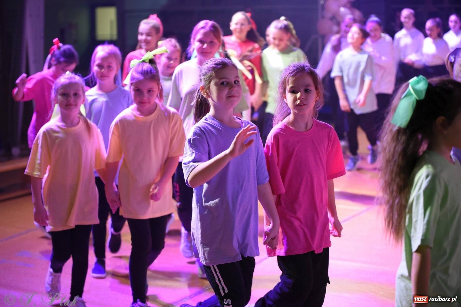 Zdjęcie w galerii na portalu naszraciborz.pl: XVI Karnawałowa Rewia Tańca w Raciborzu [FOTO i WIDEO] wiadomości z regionu