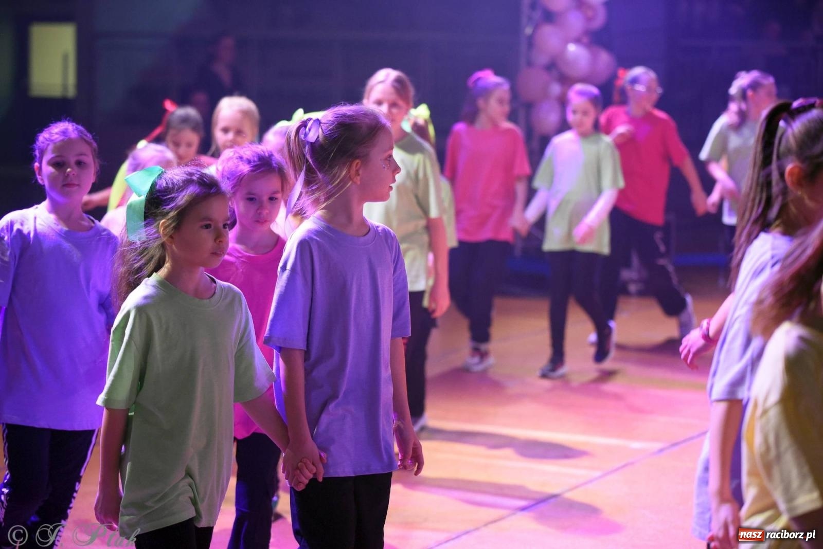 Zdjęcie w galerii na portalu naszraciborz.pl: XVI Karnawałowa Rewia Tańca w Raciborzu [FOTO i WIDEO] wiadomości z regionu